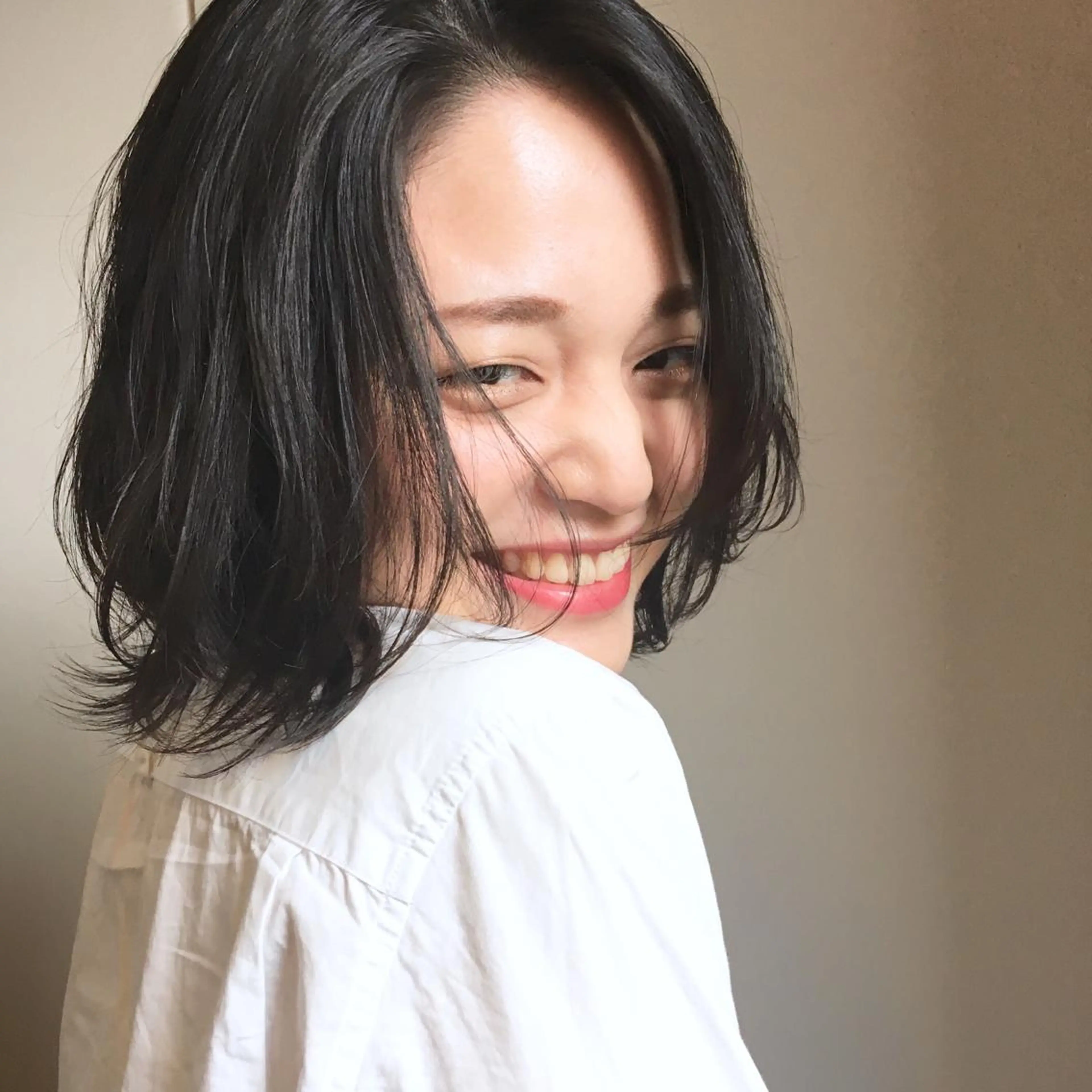 ショート カラー アディクシーカラー 透明感カラー トリートメント 上川 美幸のヘアスタイル