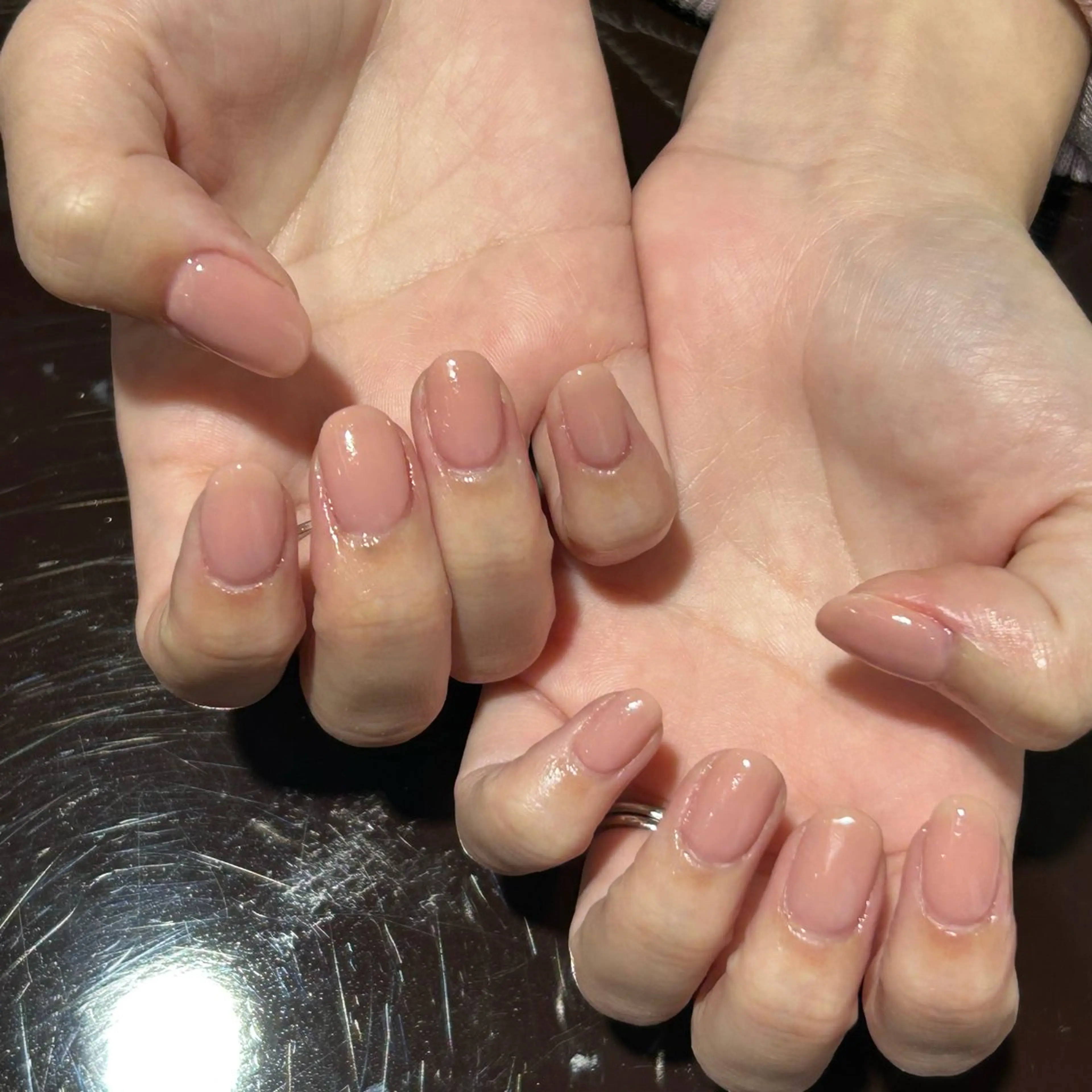 ネイル ピンク ピンクベージュ ハンドネイル 半藤 菜月のネイルデザイン