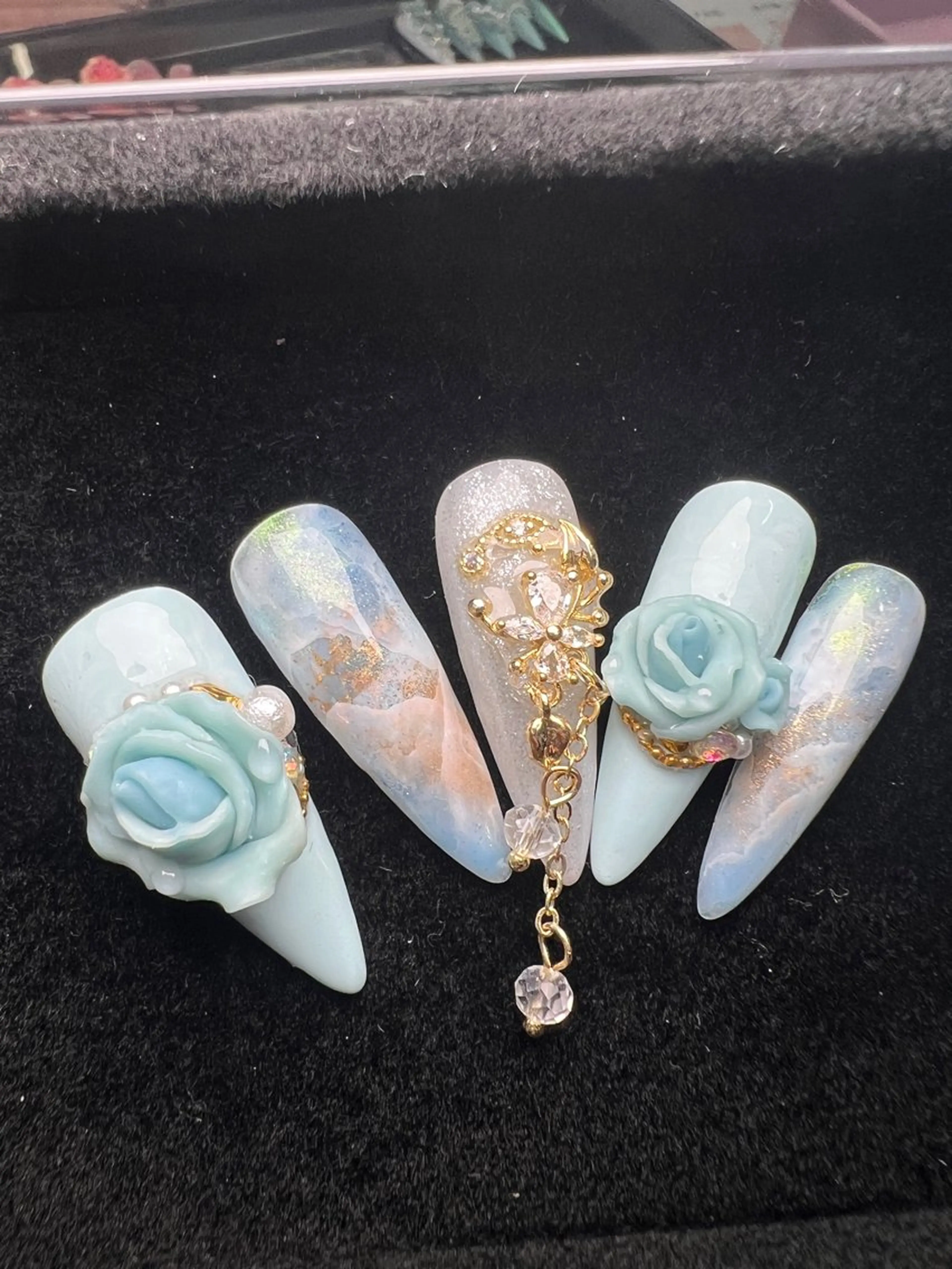 ネイル T&B ネイル渋谷店のネイルデザイン