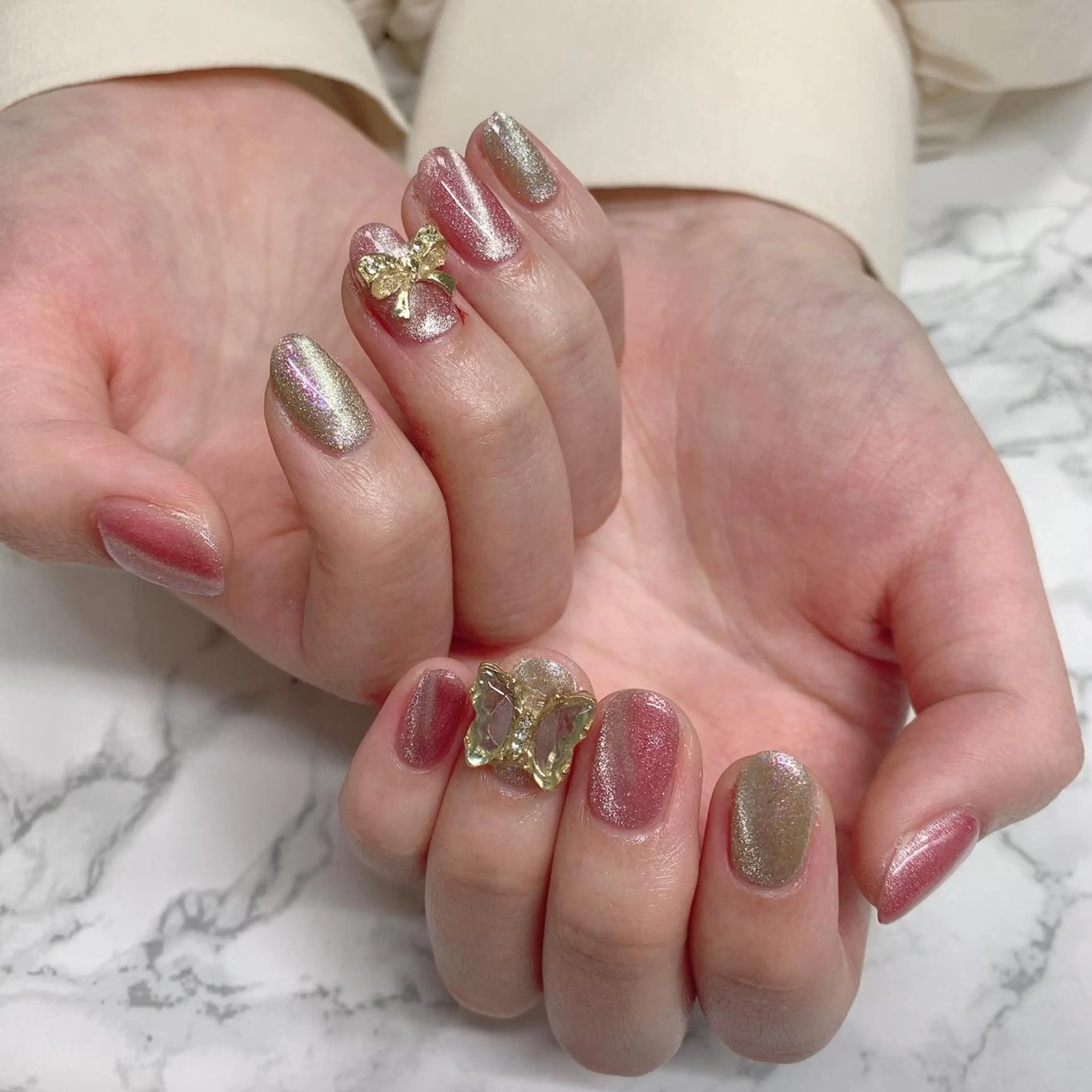 ネイル はな💎ネイル ワンホン、長さ出しのネイルデザイン