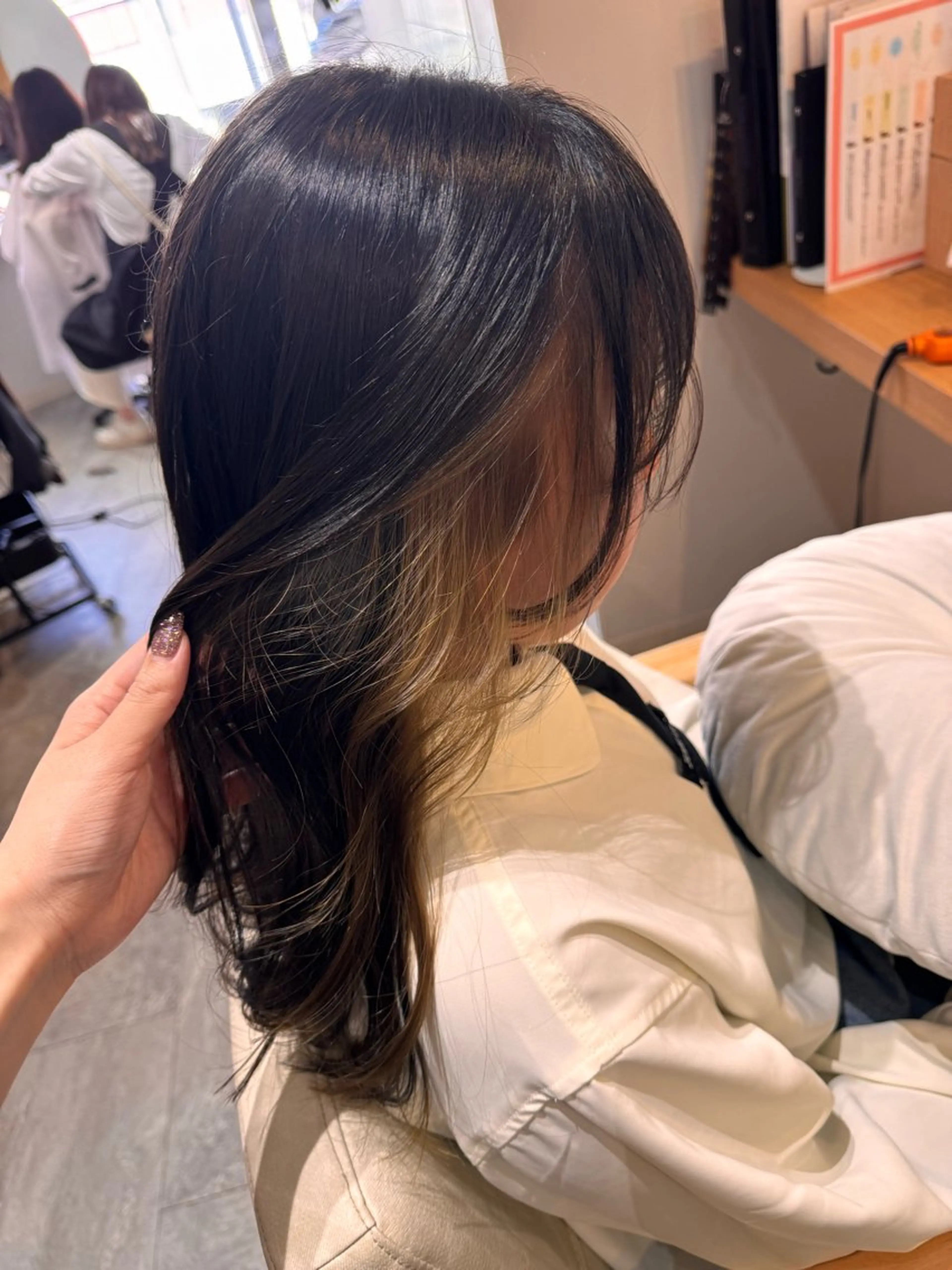 カラー ブリーチ インナーカラー 《PARAGO緑橋》 内田美結のヘアスタイル