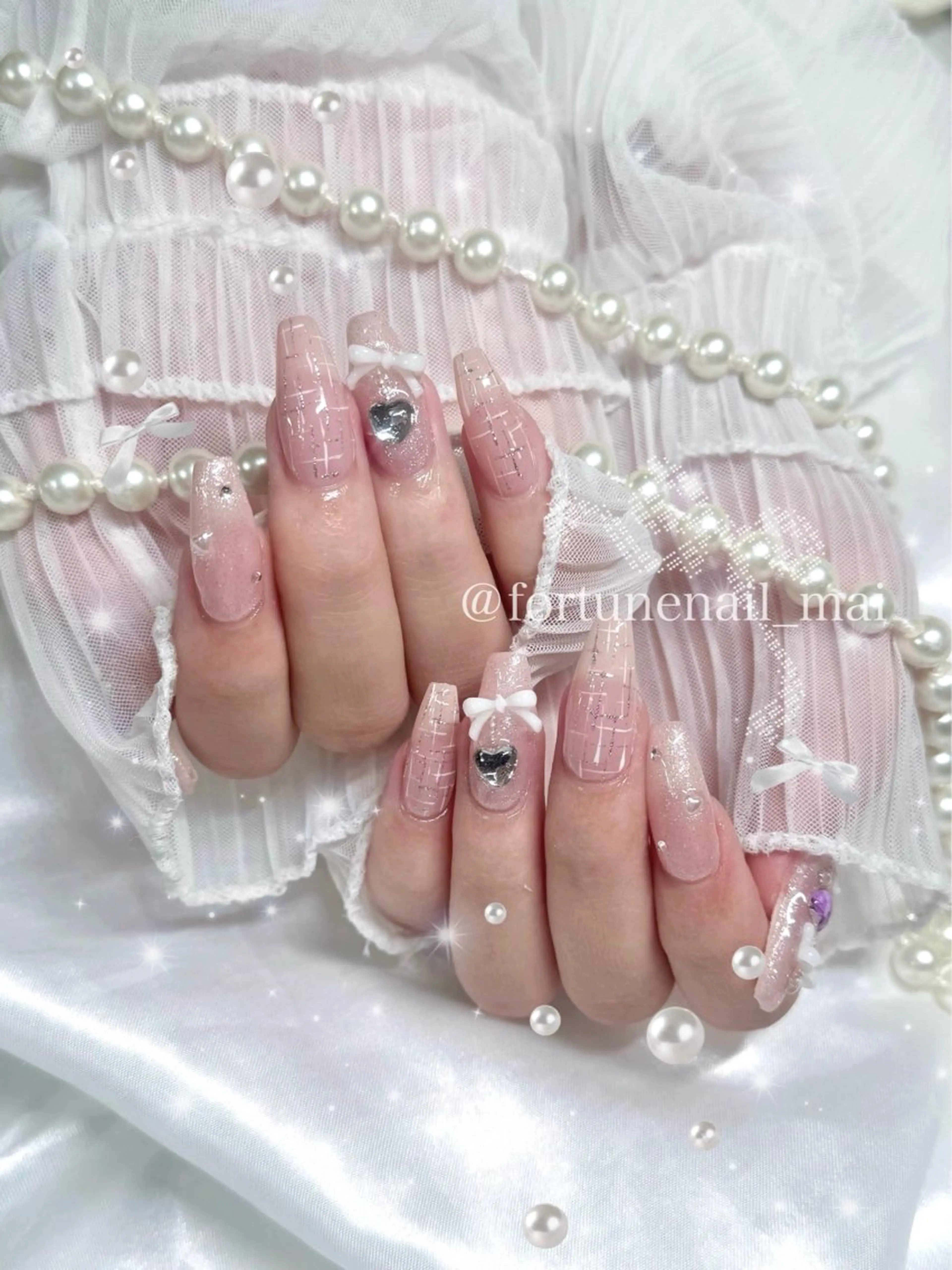 ネイル ガーリー ツイードネイル ハンドネイル 🎀Mai 🎀最短1/12🈳のネイルデザイン