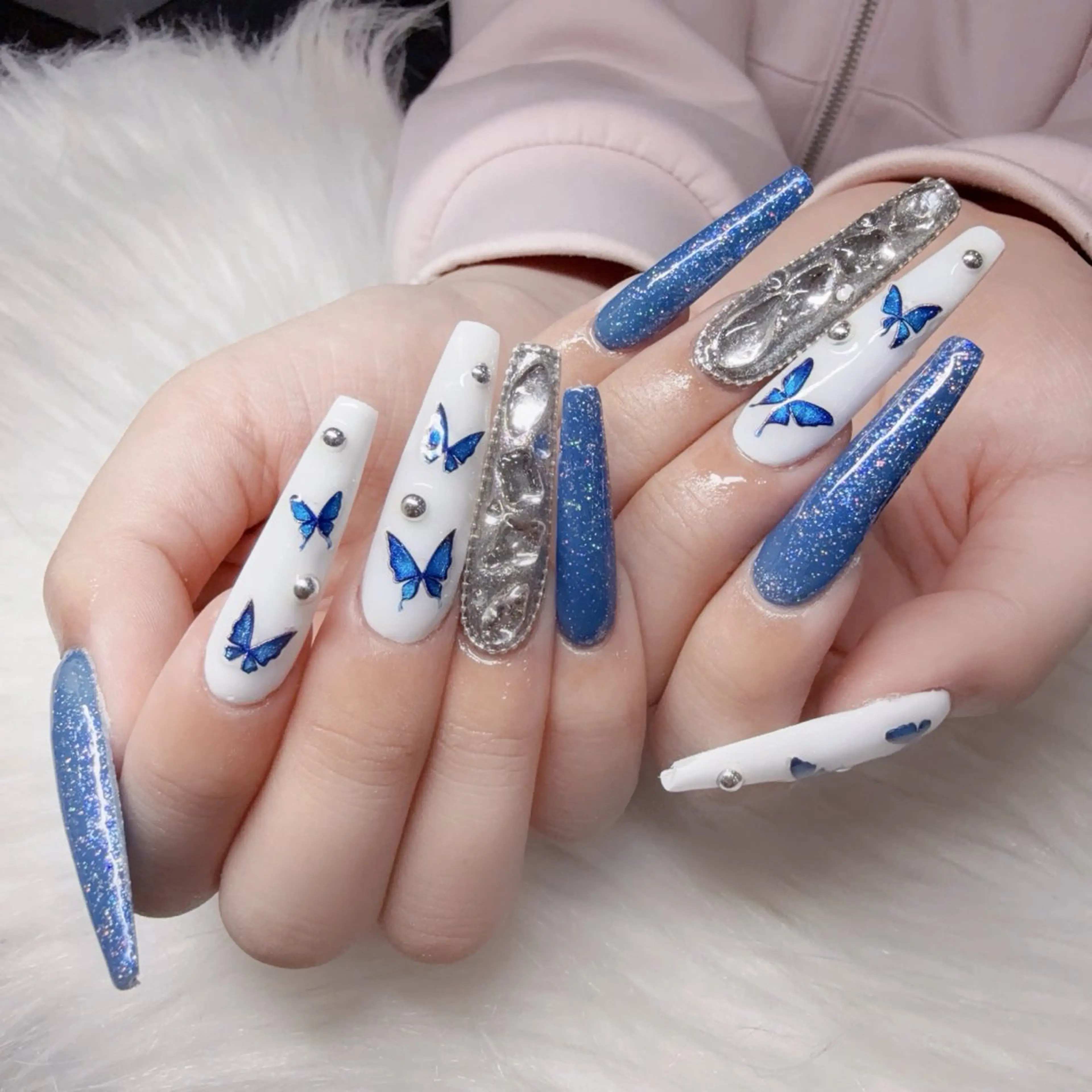 ネイル オーロラネイル グラデーション ハート ホログラムネイル キラキラネイル HA NIのネイルデザイン