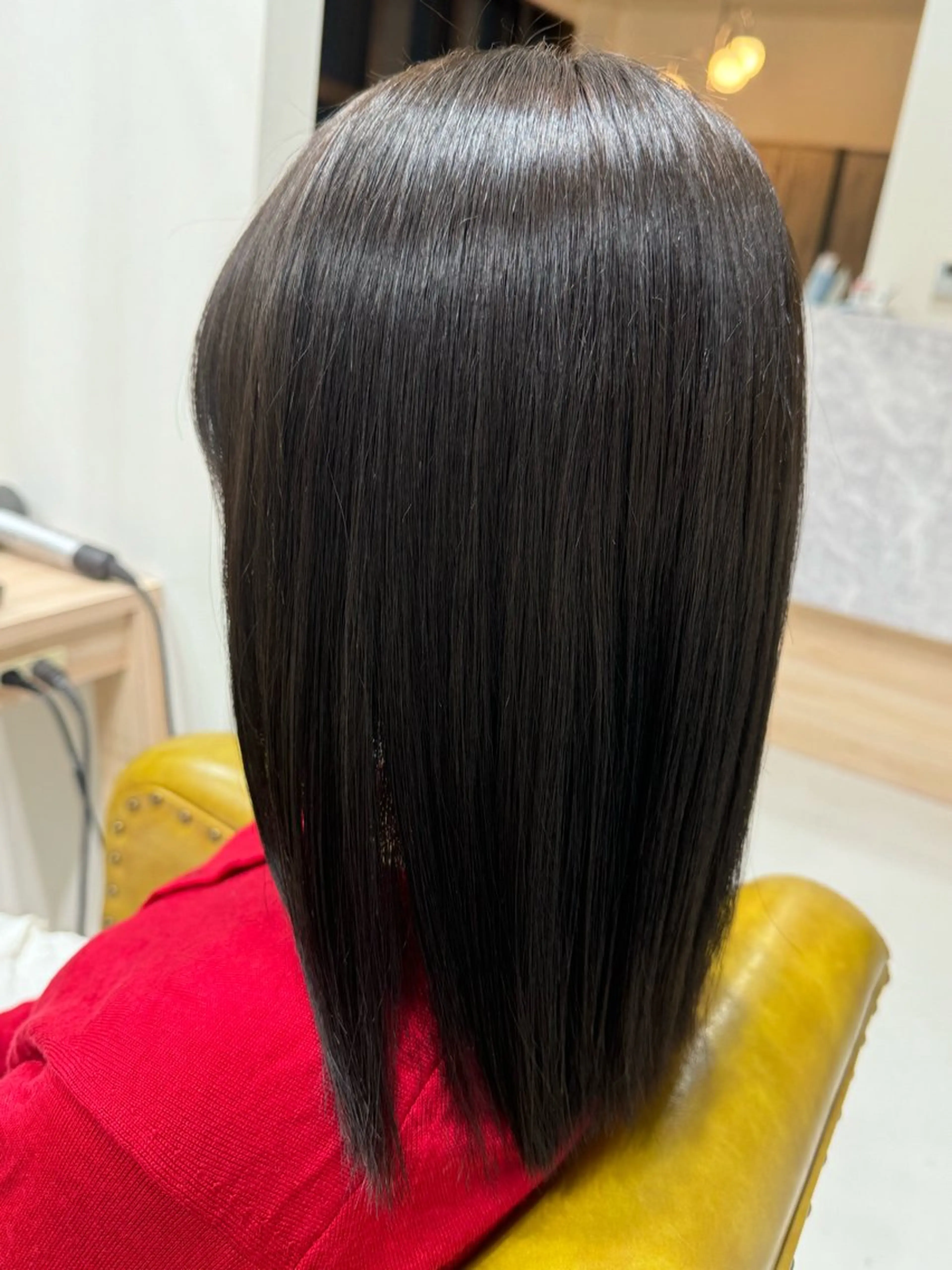 ミディアム カラー 大内 カオリのヘアスタイル