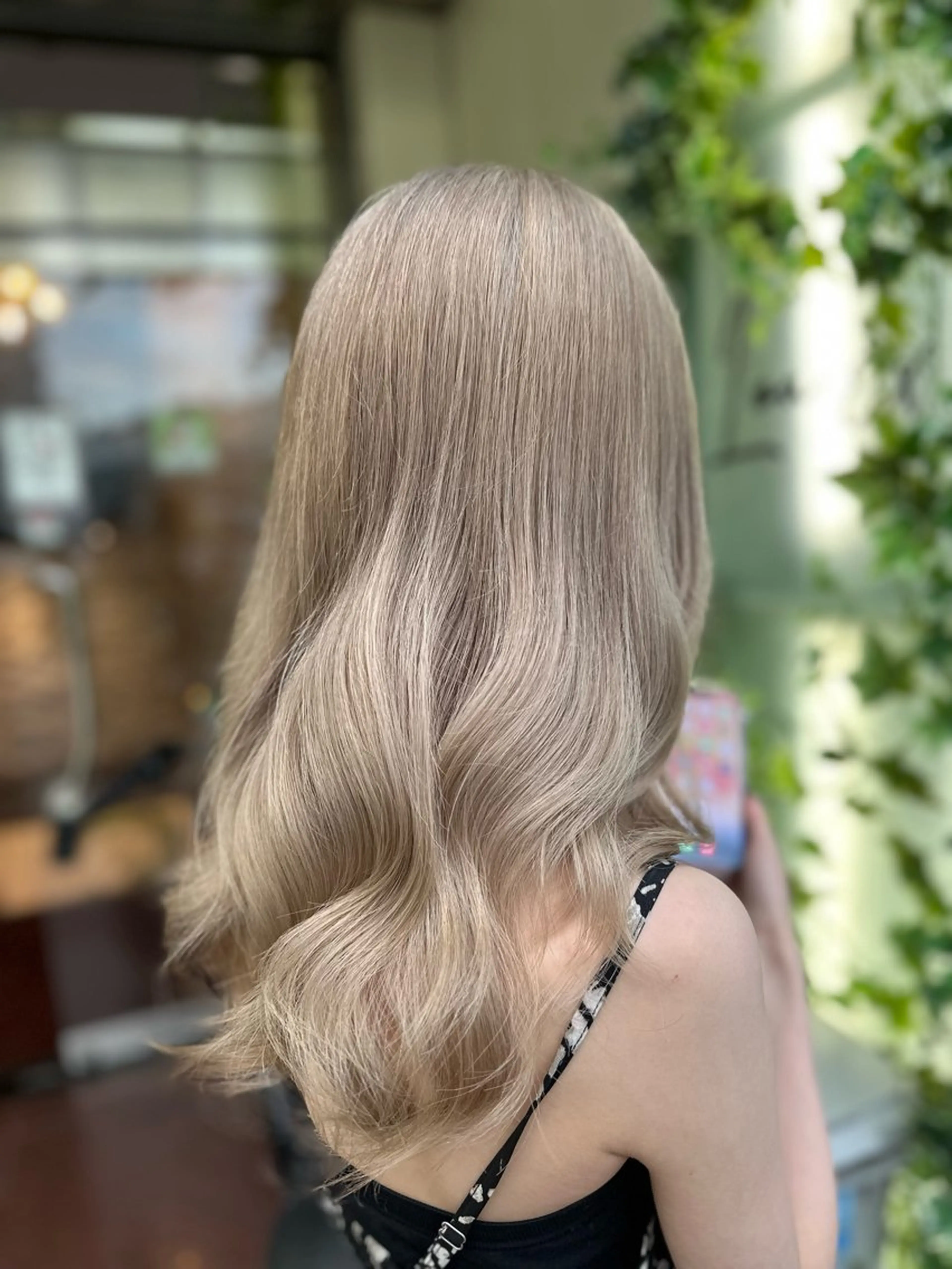 ミディアム カラー ヘアカラー トリートメント PSY【サイ】池袋 KYOKAのヘアスタイル