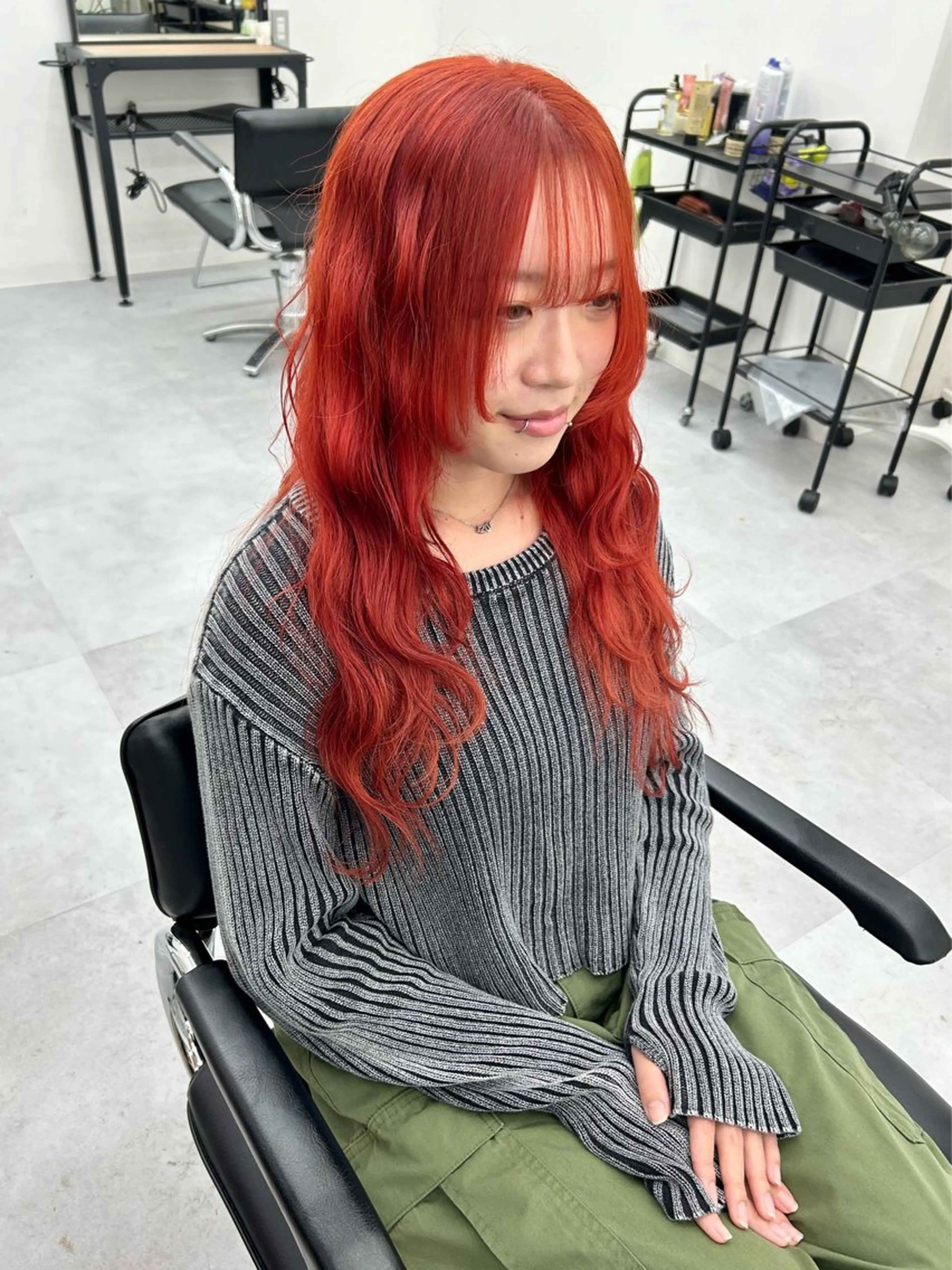 ロング ロングレイヤー レイヤーカット ロング ウルフカット ウルフレイヤー レイヤー ハイトーン 暖色⭐︎KANAKOのヘアスタイル