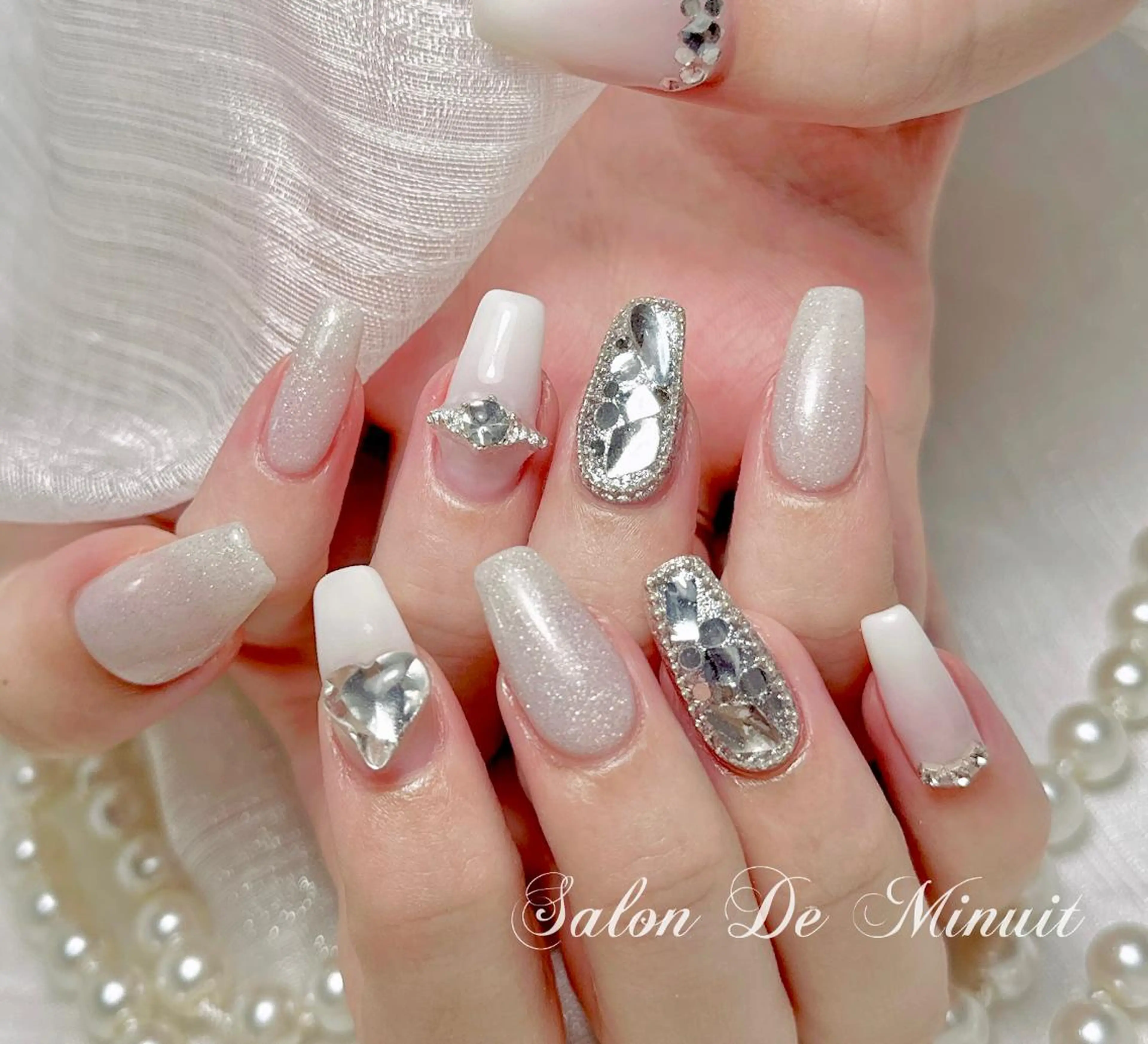 ネイル ハンドネイル ハンドケア Momo 🤍のネイルデザイン