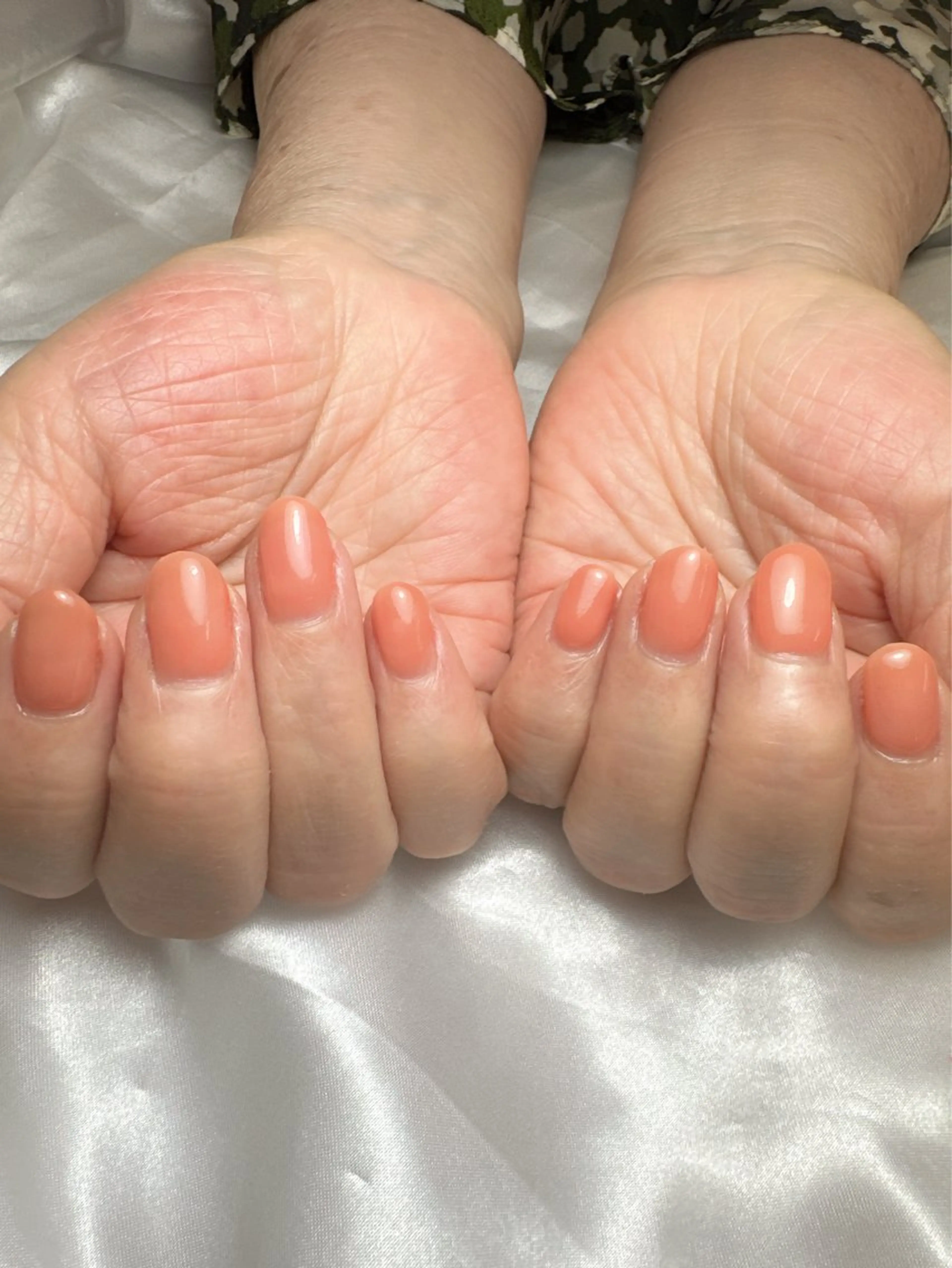 ネイル ワンカラーネイル ハンドネイル 岩川 紗野のネイルデザイン