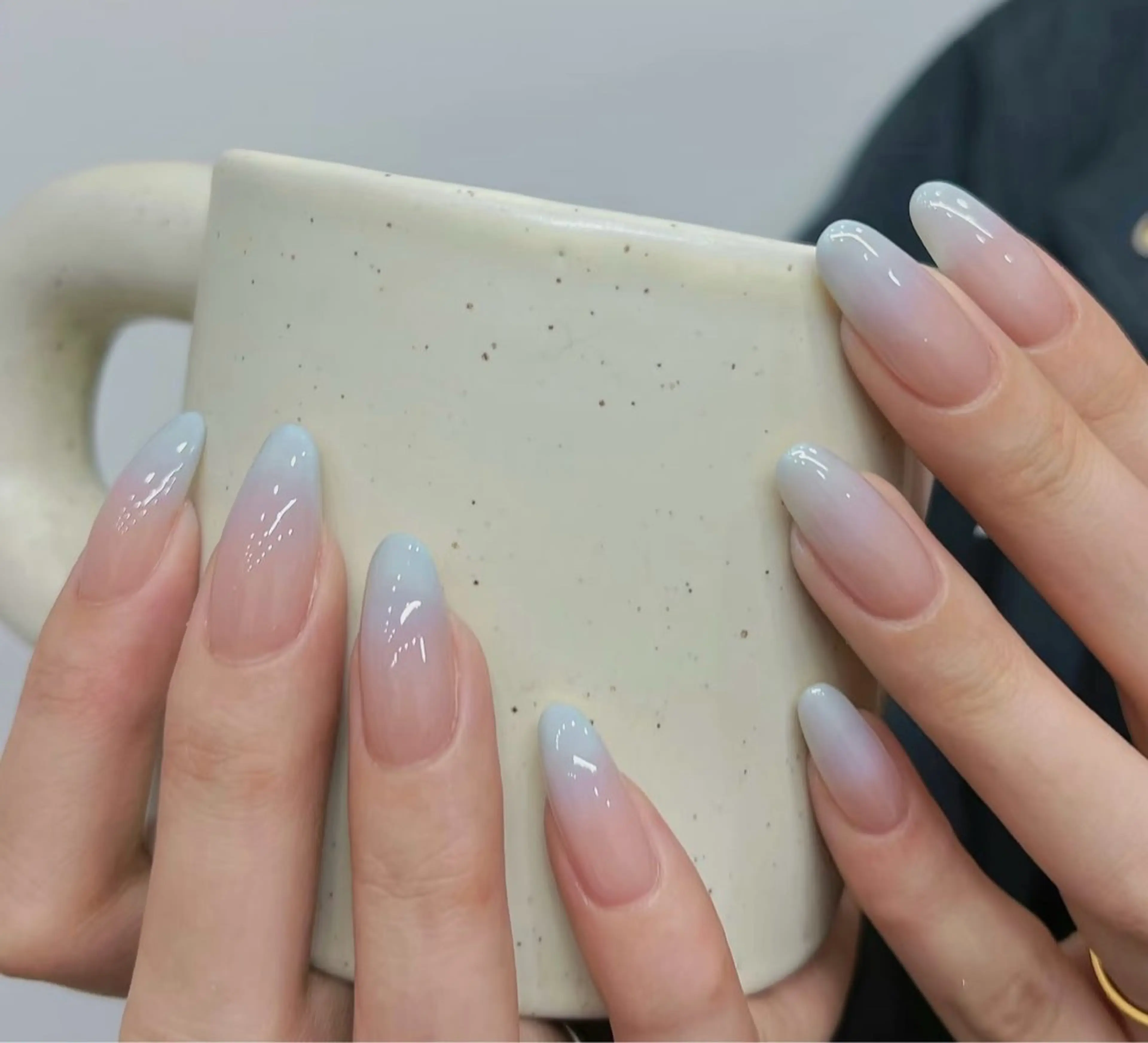 グラデーションネイル【本店ソフトジェルオフ無料他店¥500】の写真