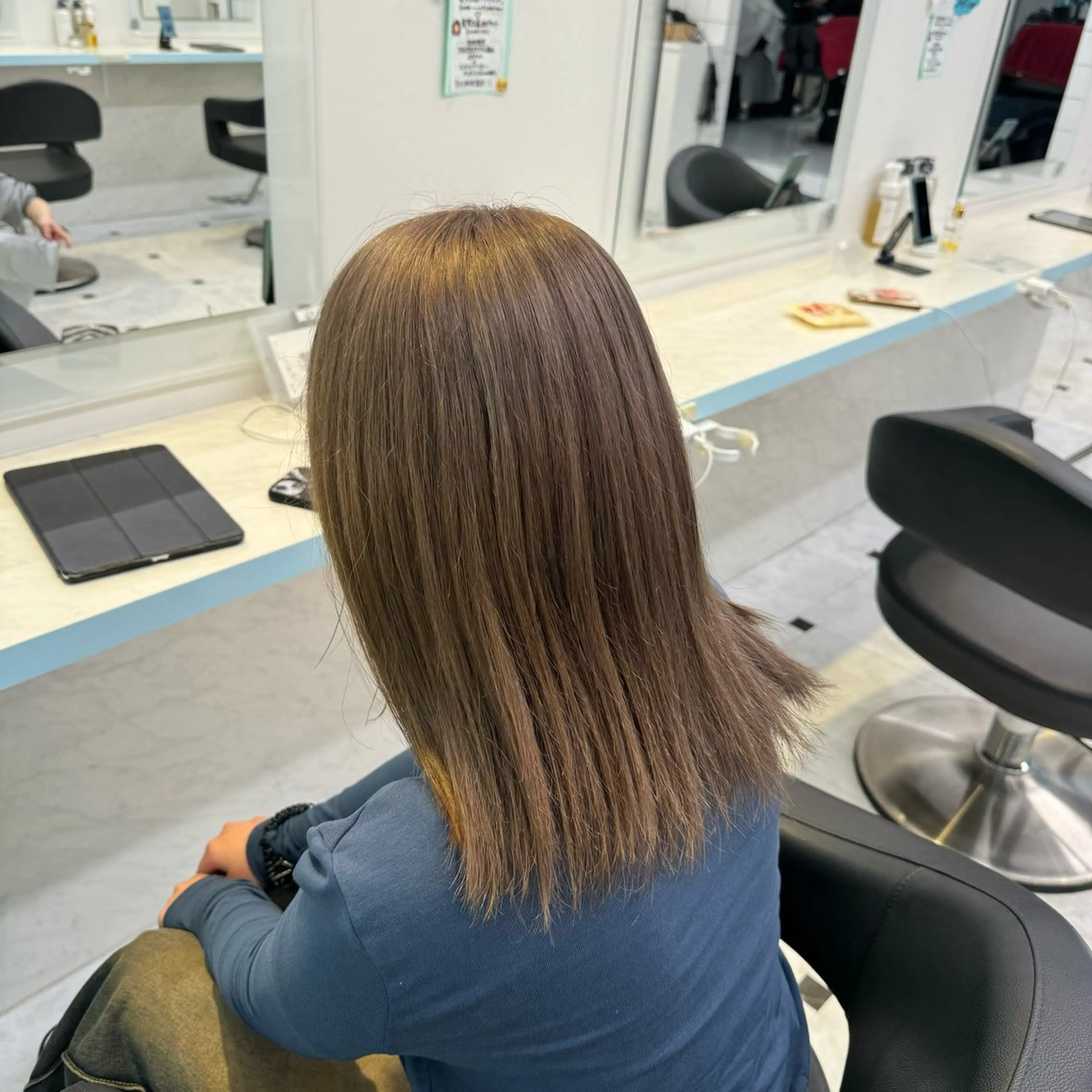 セミロング カラー ヘアカラー 🩷モテ髪&透明感 🩷ミルクティー🩷のヘアスタイル