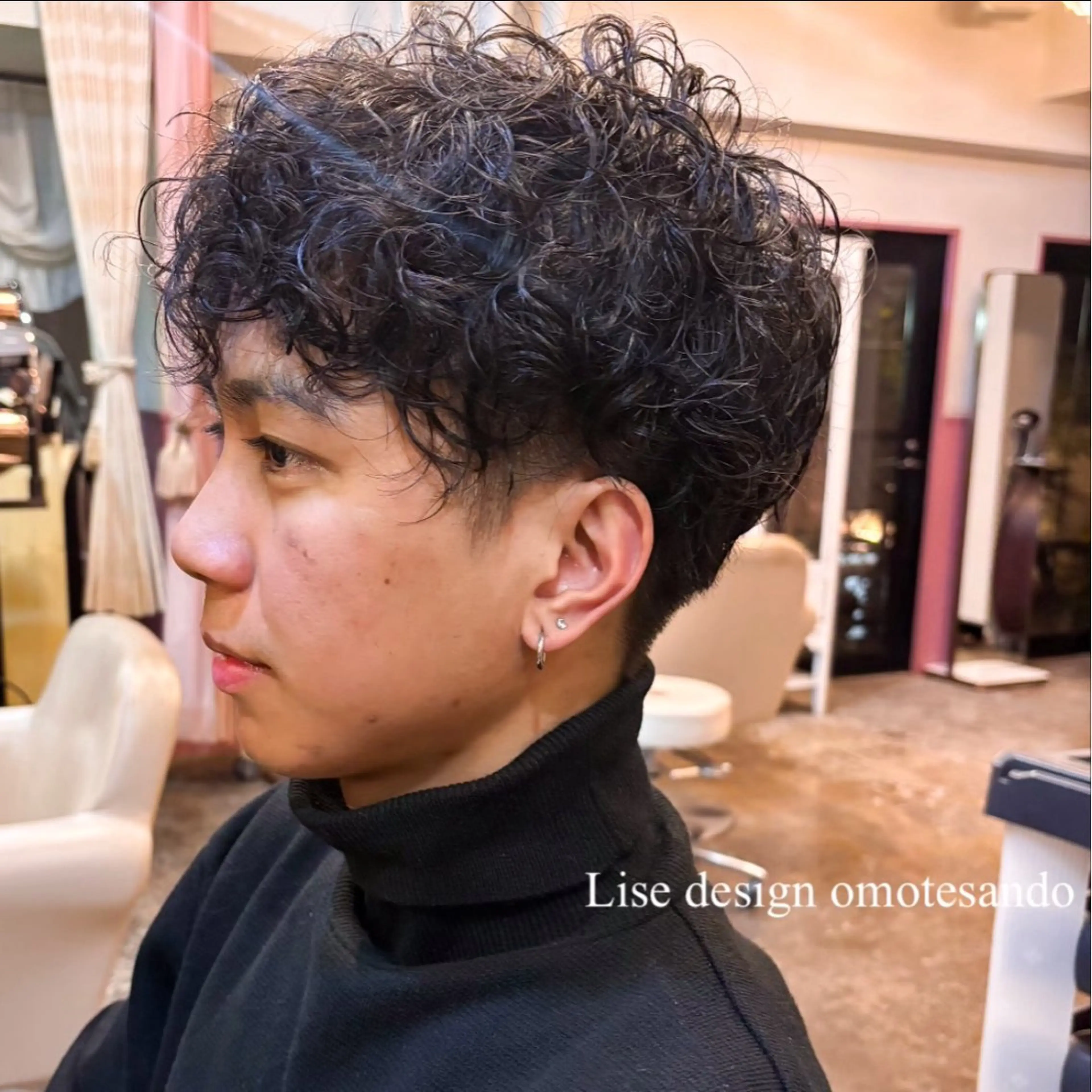 ショート パーマ ヘアアレンジ メンズ カット パーマ ヘアセット 表参道Lise おおいしおりのヘアスタイル