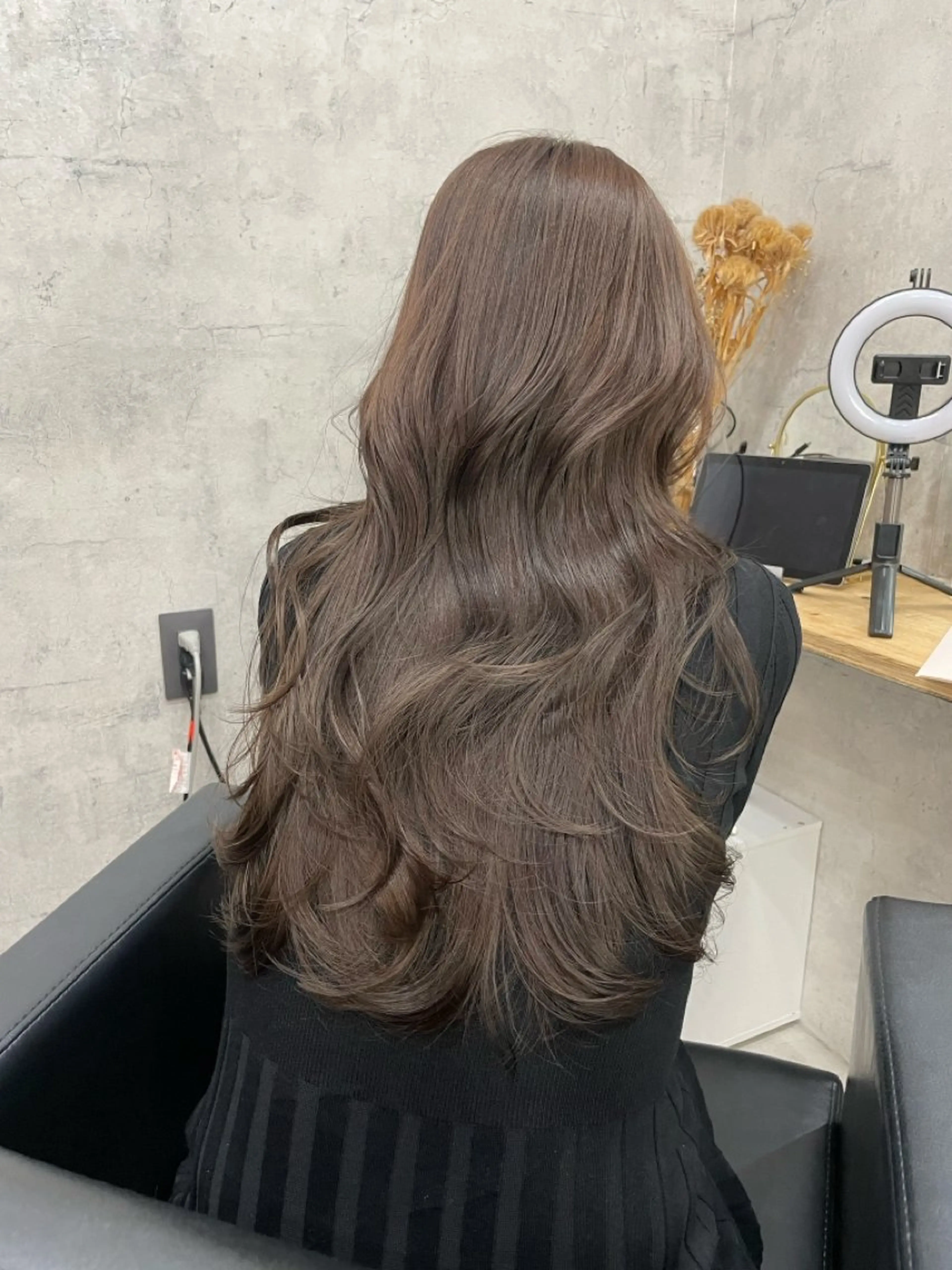 ロング 韓国風ヘア レイヤーカット ヘアカラー トリートメント レイヤ ーカット大名Lay.のヘアスタイル