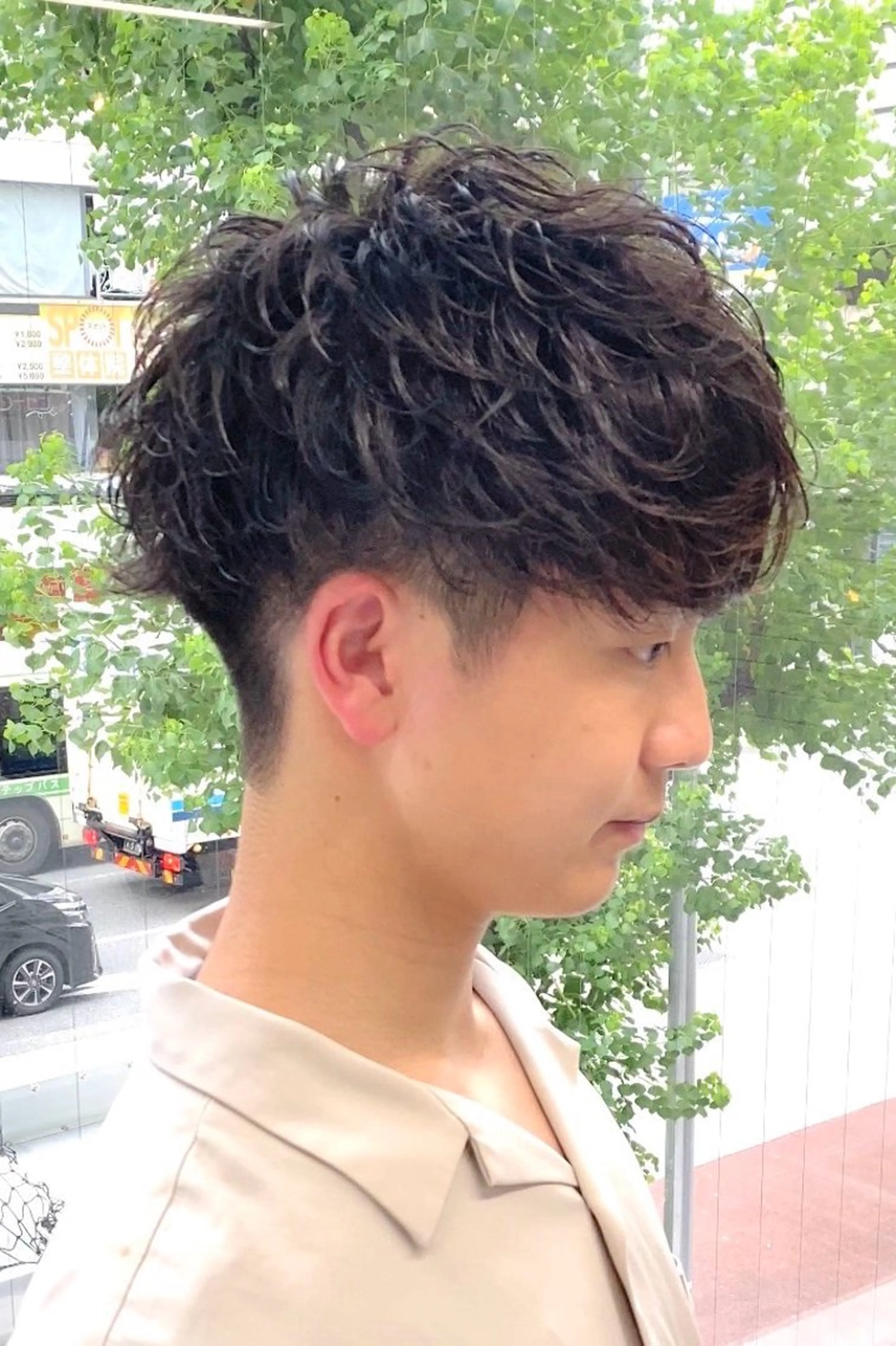 ショート パーマ カット パーマ トリートメント 会社で浮かない ビジネスヘア/心斎橋のヘアスタイル