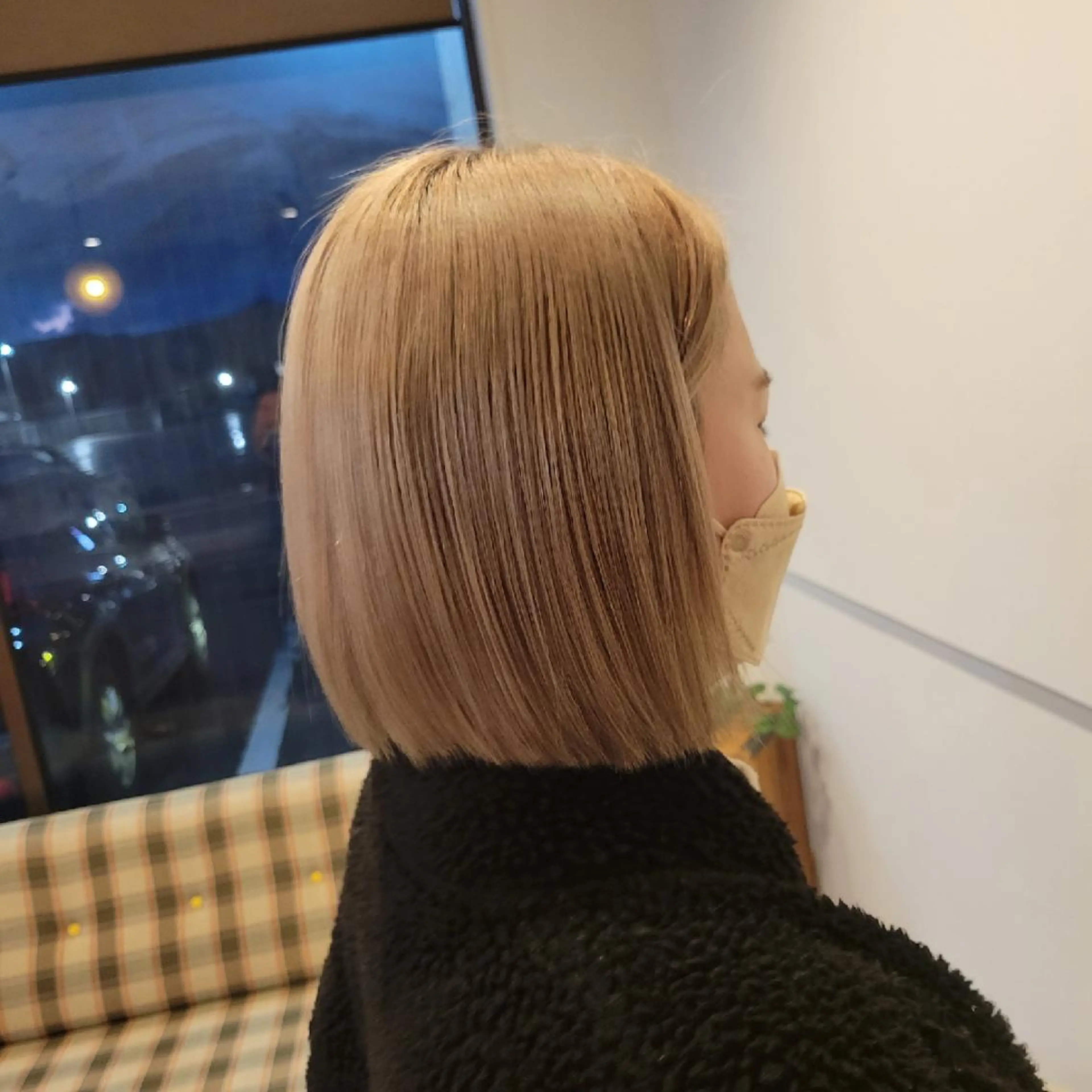 ミディアム 森井 侑紀のヘアスタイル