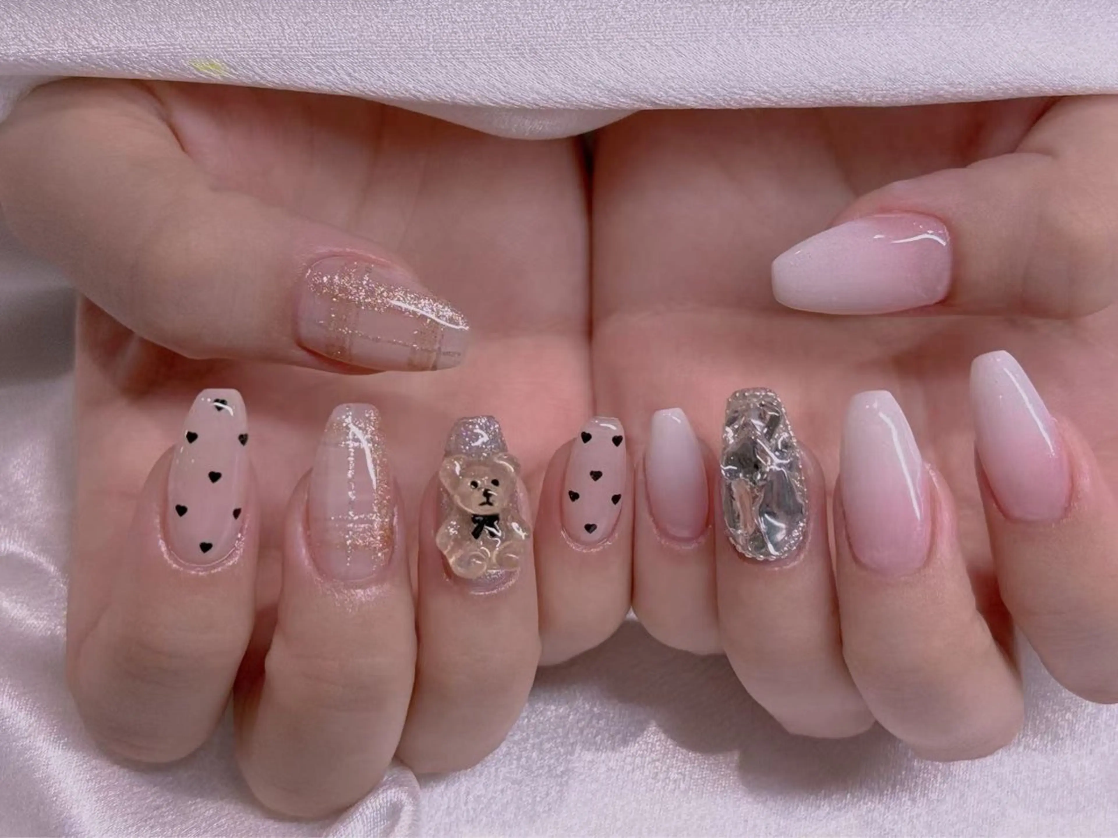 ネイル M2ネイルサロン【長さ出し&フィルイン導入店】所属・長さ出し専門店 RIRIのネイルデザイン