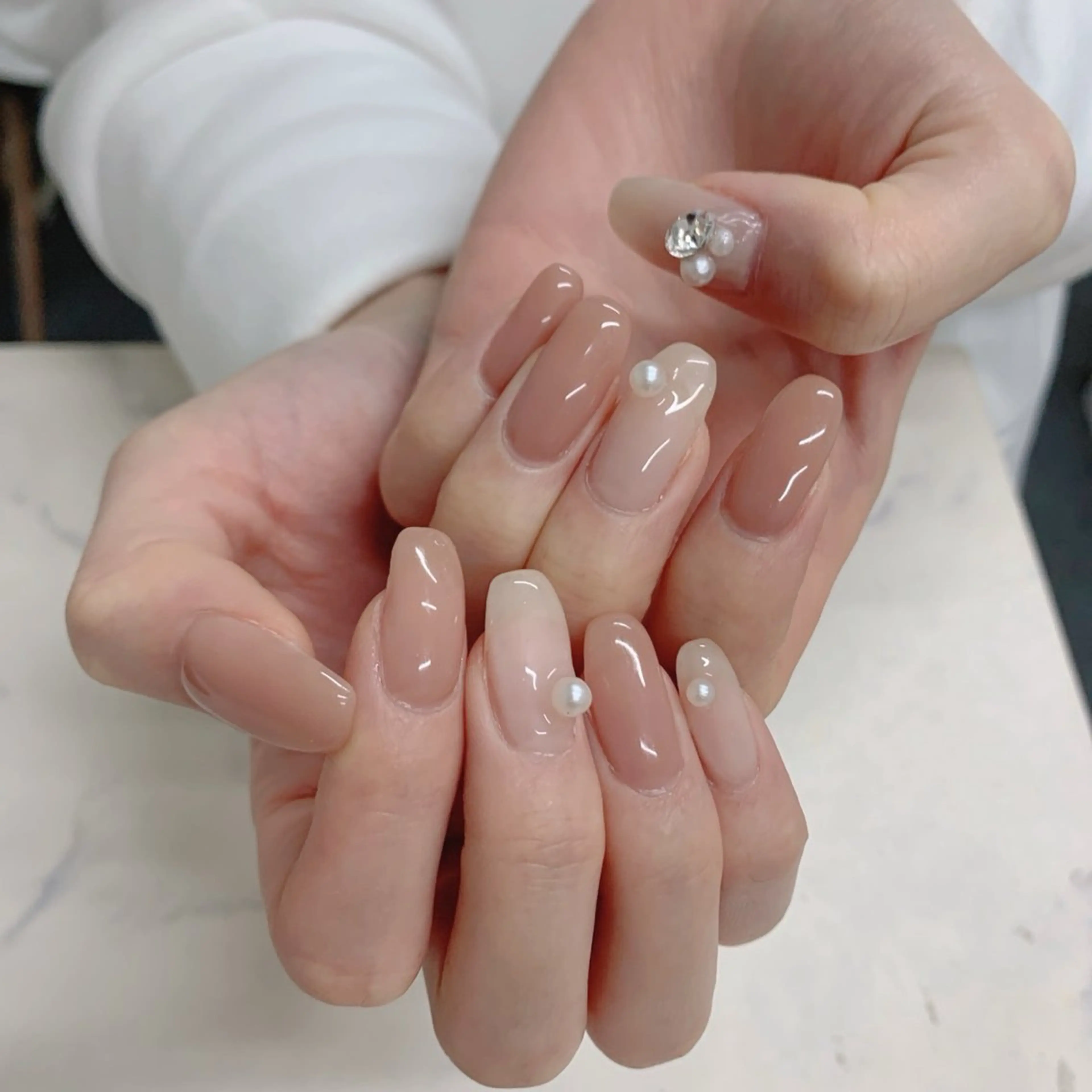 ネイル メンズネイル ニュアンスネイル ワンカラーネイル ハンドネイル ハンドケア Beauty Salon Ace（ネイルサロン　エース）所属・池袋フィルイン Ace♡長さだしのネイルデザイン