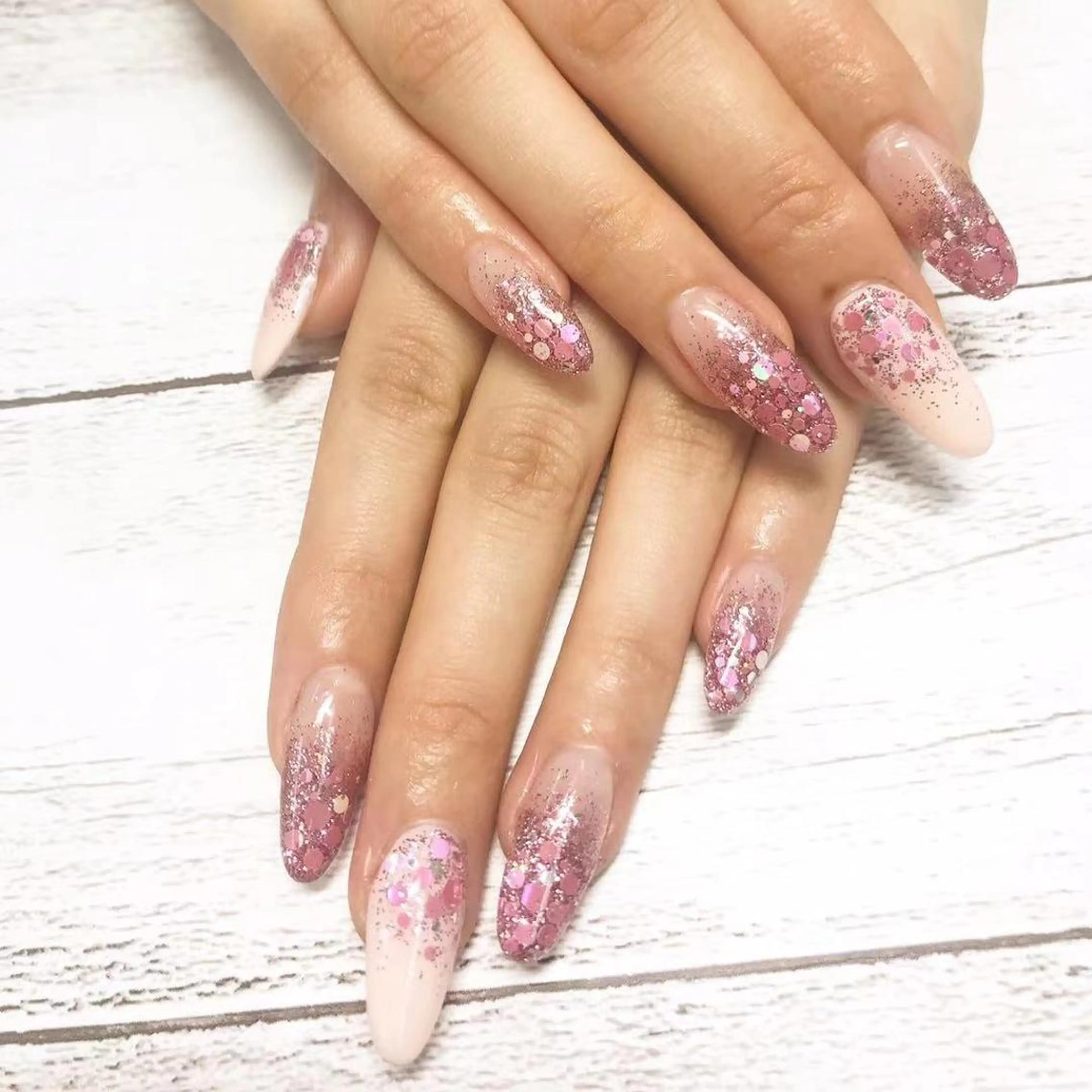 ネイル ハンドネイル リラネイル ギョウのネイルデザイン