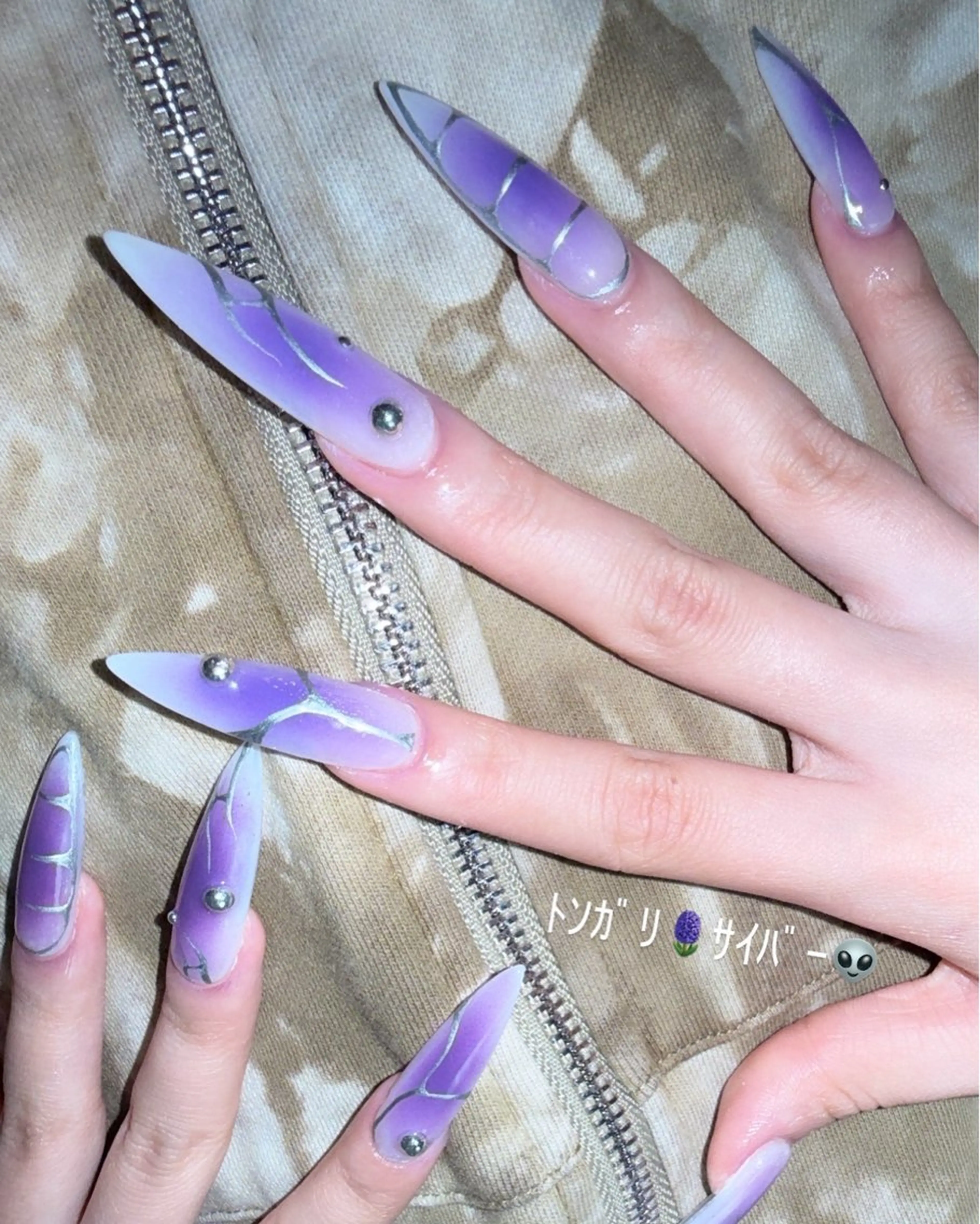 【リピーター様】長さだし10本💅🏼アート放題🎨※大きいパーツ代別途の写真