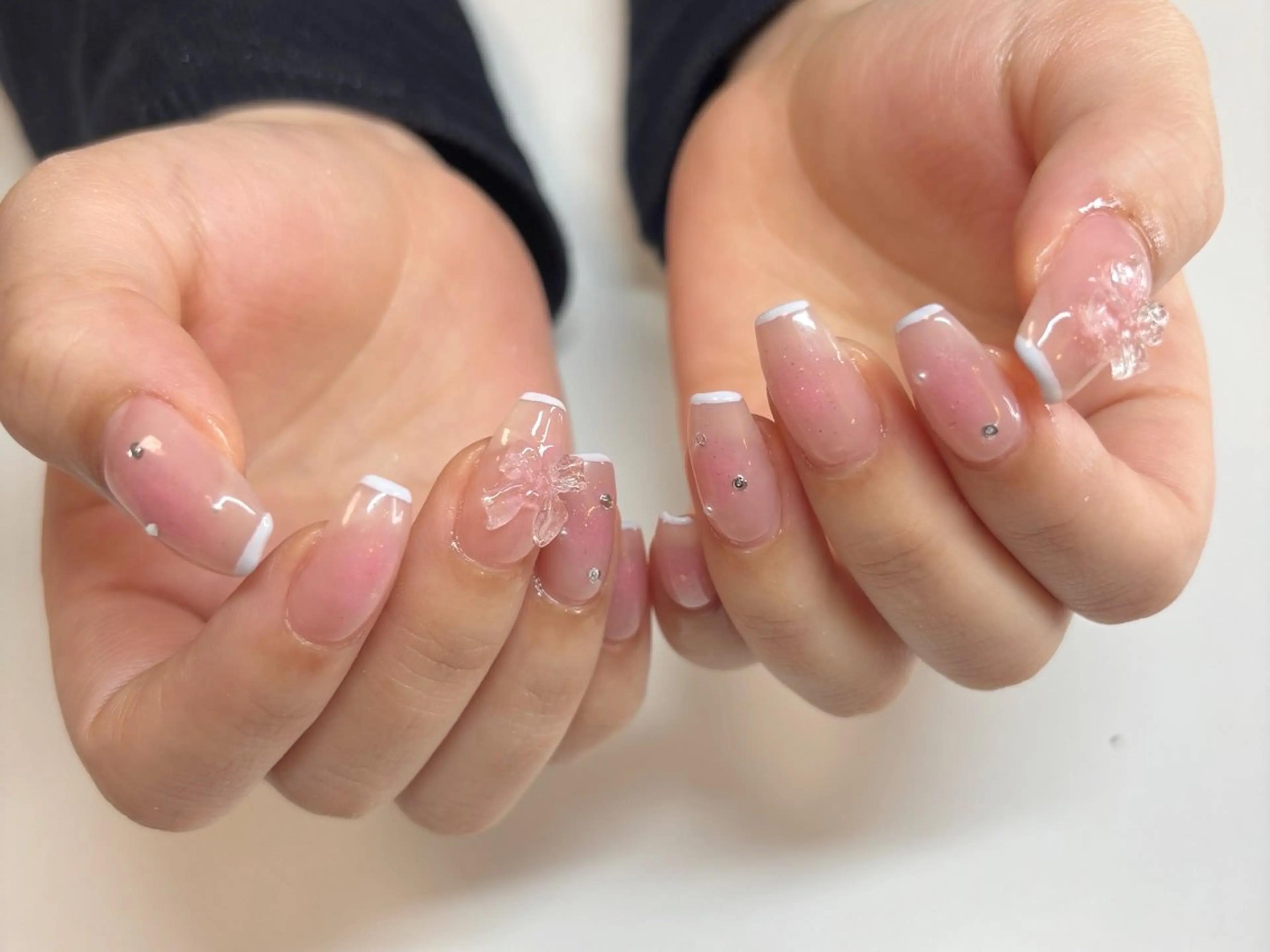 ネイル moi nail ˙⋆.˚のネイルデザイン