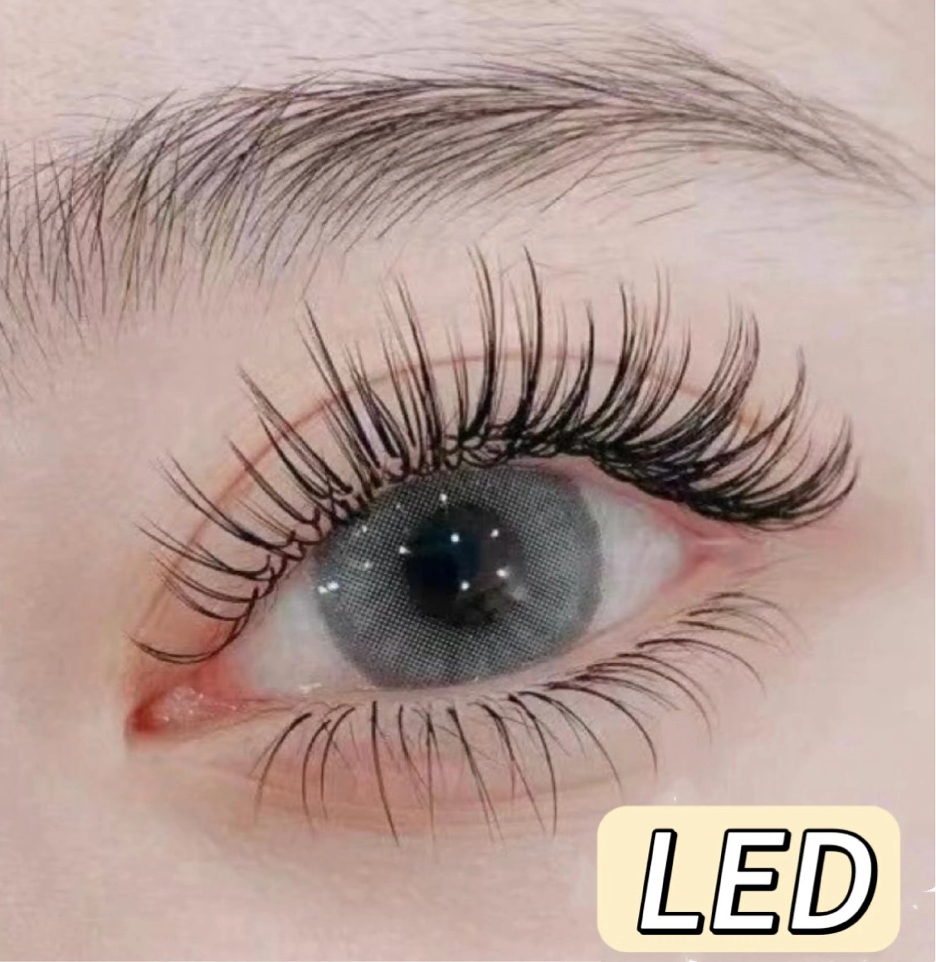 最新次世代LEDエクステ★】フラットラッシュ140本¥7000の写真