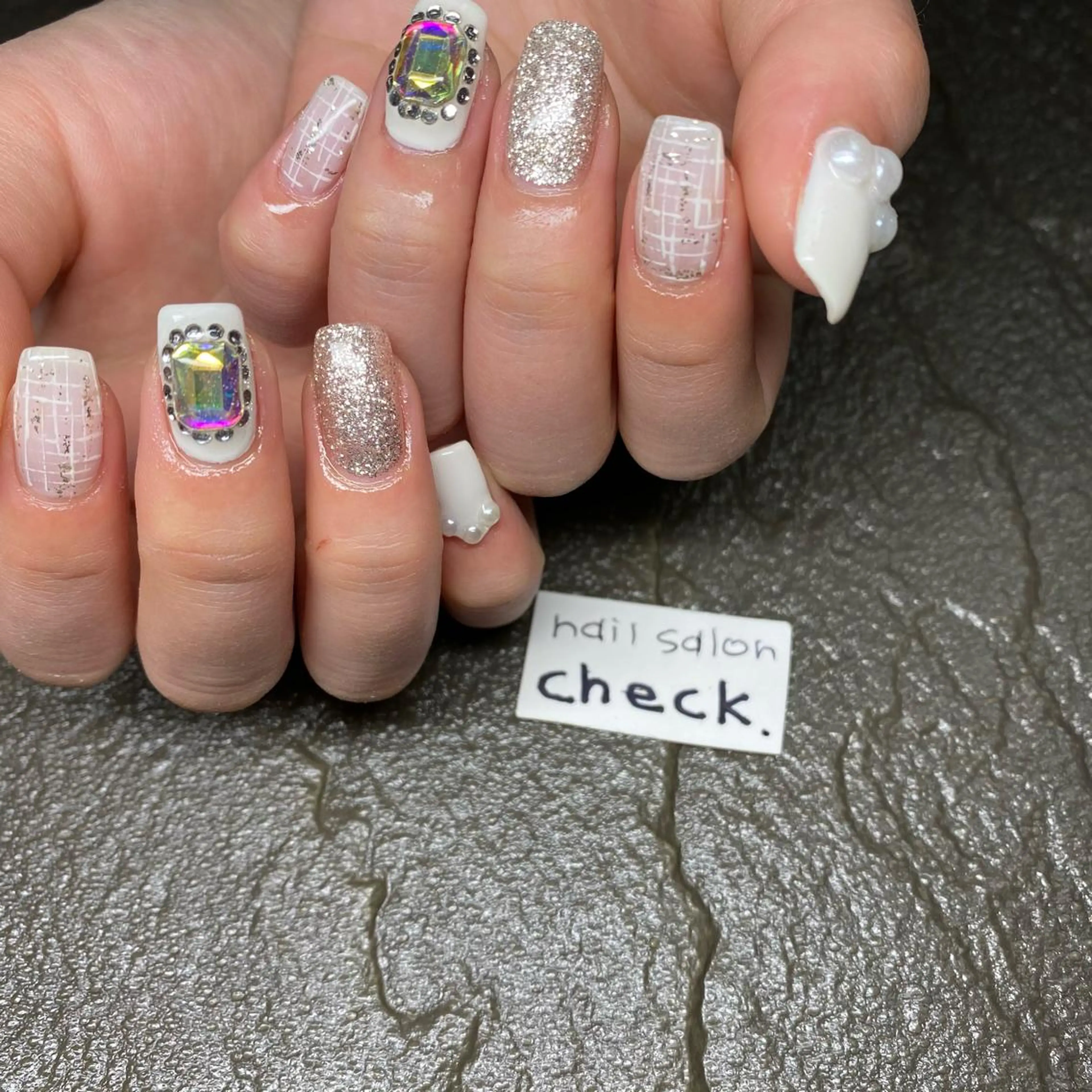 ネイル アートネイル ジェルネイル ラメ(グリッター) ニュアンスネイル シンプルネイル ハンドネイル ーCHECKー ちあきのネイルデザイン