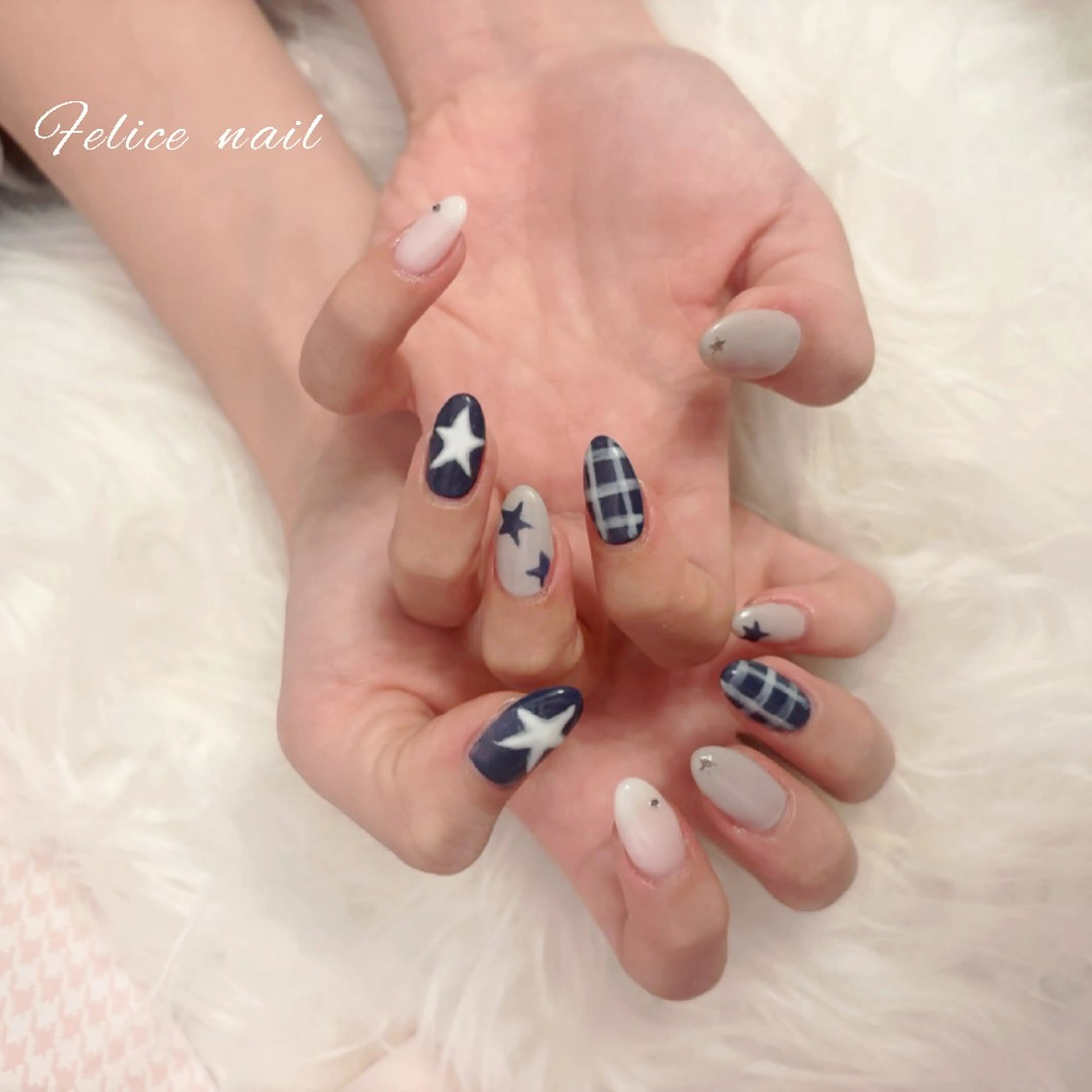ネイル 韓国ネイル ネイビー ショートネイル ワンホンネイル felice nailのネイルデザイン