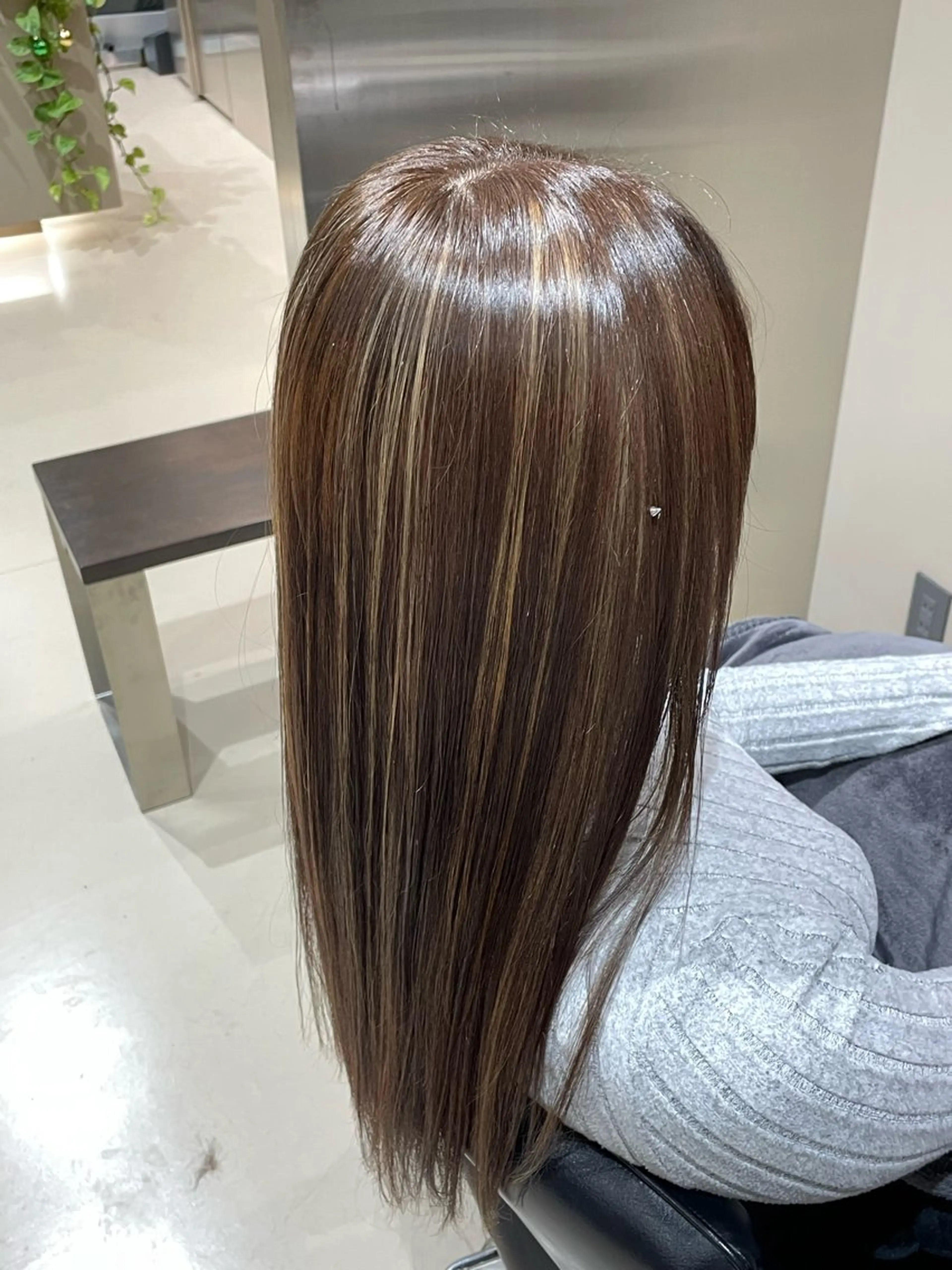 セミロング ハイライト カット ヘアカラー けいせい/横浜/ カラー、パーマ、縮毛のヘアスタイル