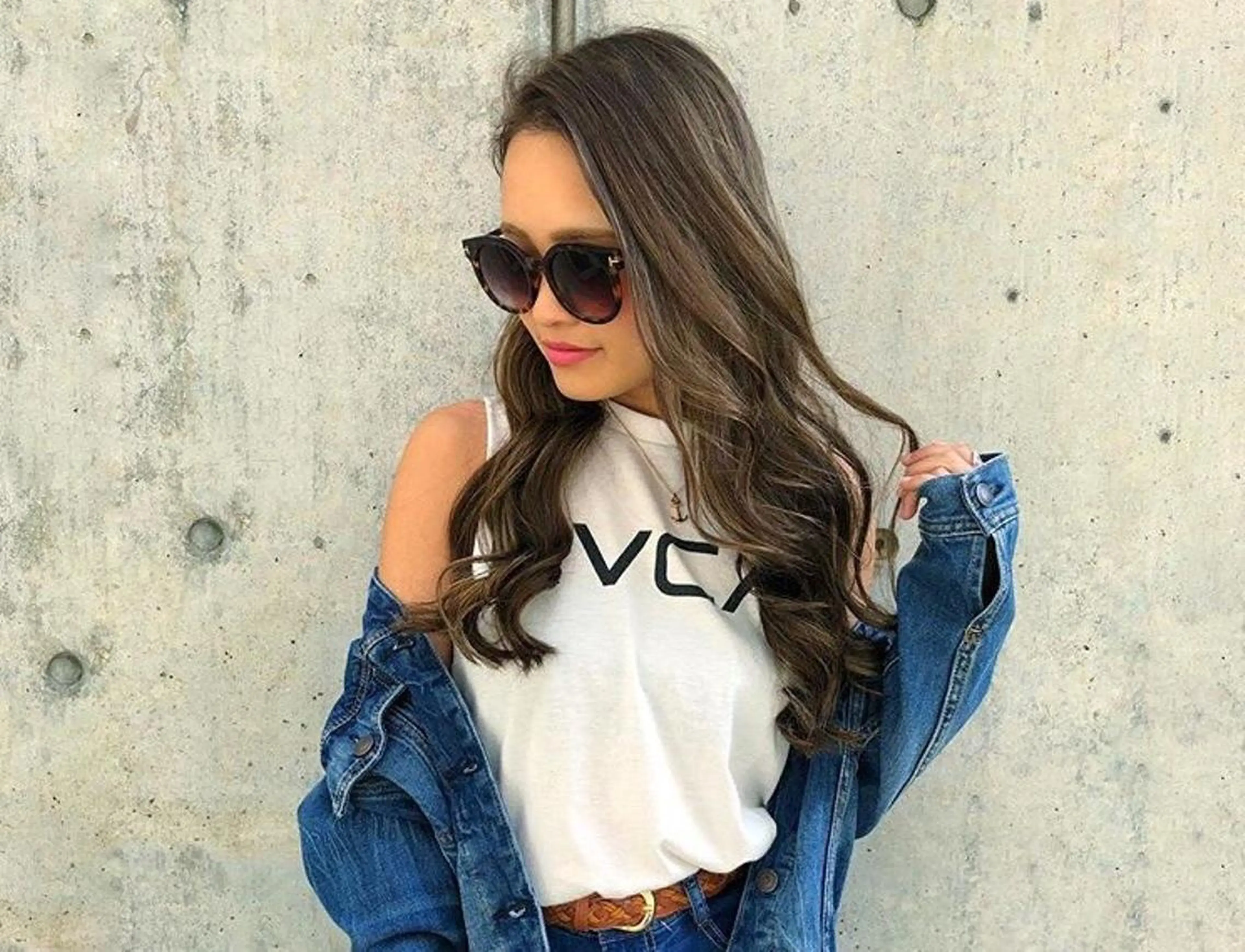 ロング カラー パーマ Device ディバイスのヘアスタイル