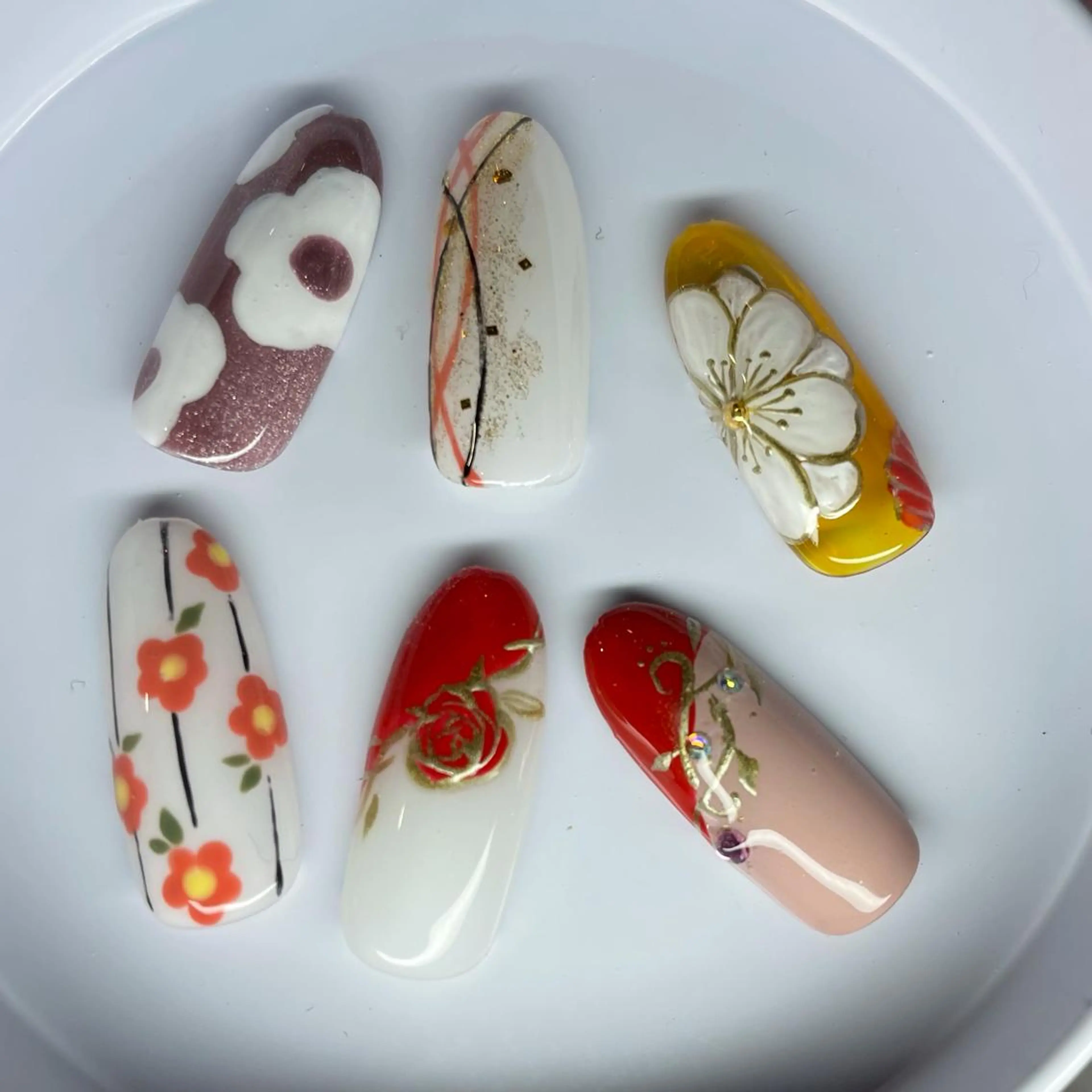 ネイル 成人式 ハンドネイル Sunny.Roa fujiのネイルデザイン