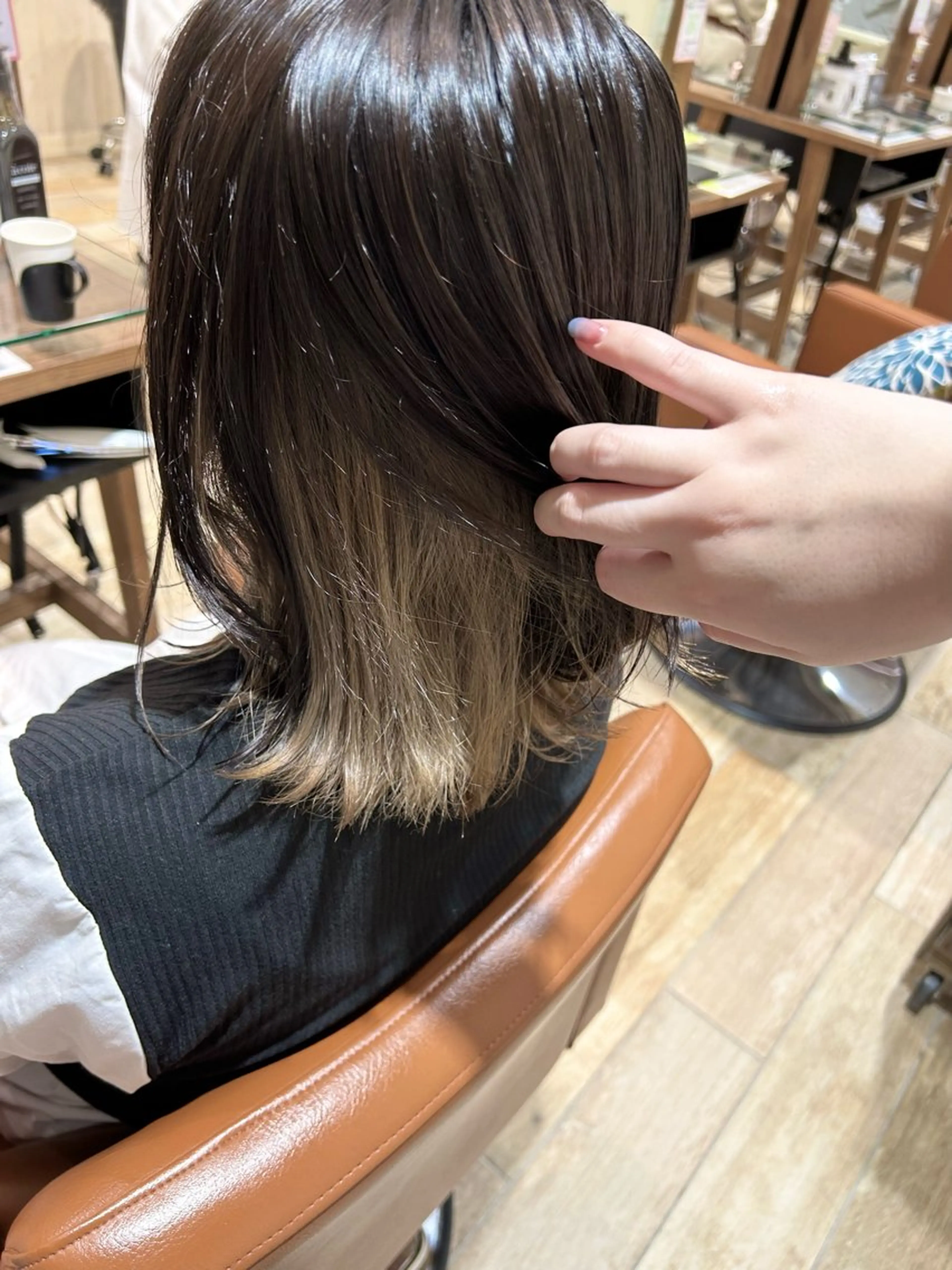 カラー ヘアカラー 須藤 向日葵のヘアスタイル