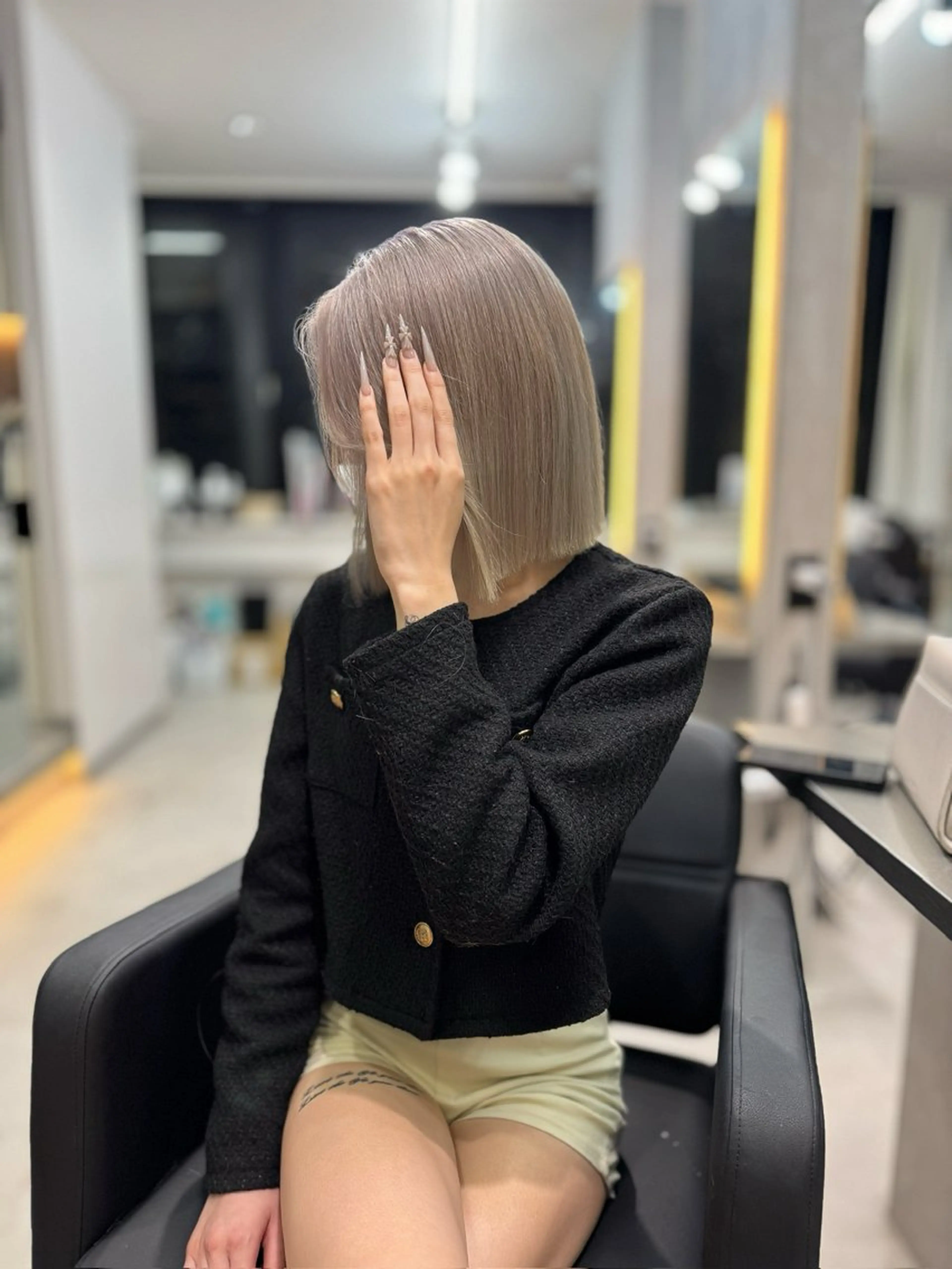 ショート カラー ヘアカラー ギャルの女神/ Shionのヘアスタイル