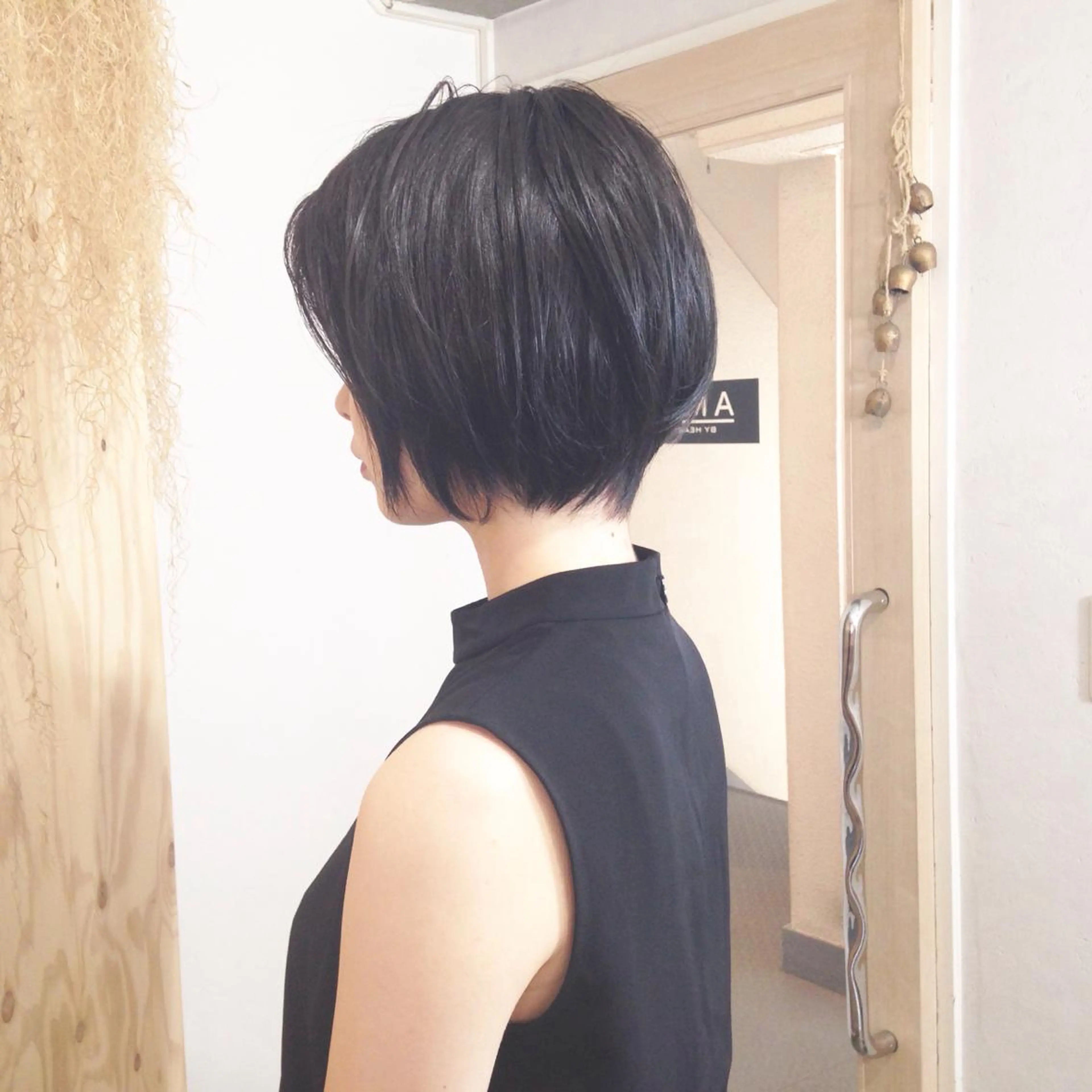 ショート カラー ダークグレー 💎髪質改善💎 デザイナーshinのヘアスタイル