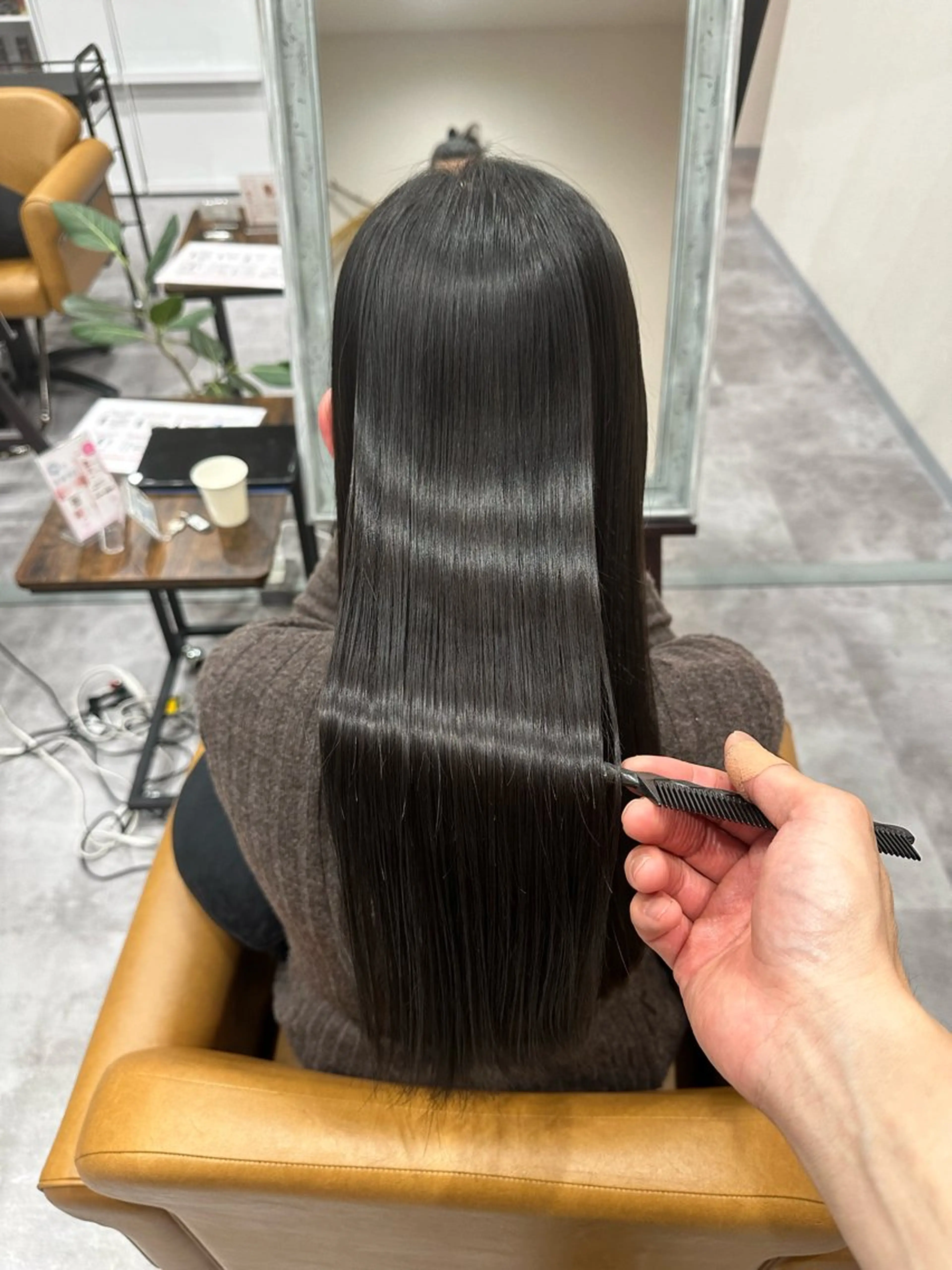 ロング 伊藤 裕貴のヘアスタイル