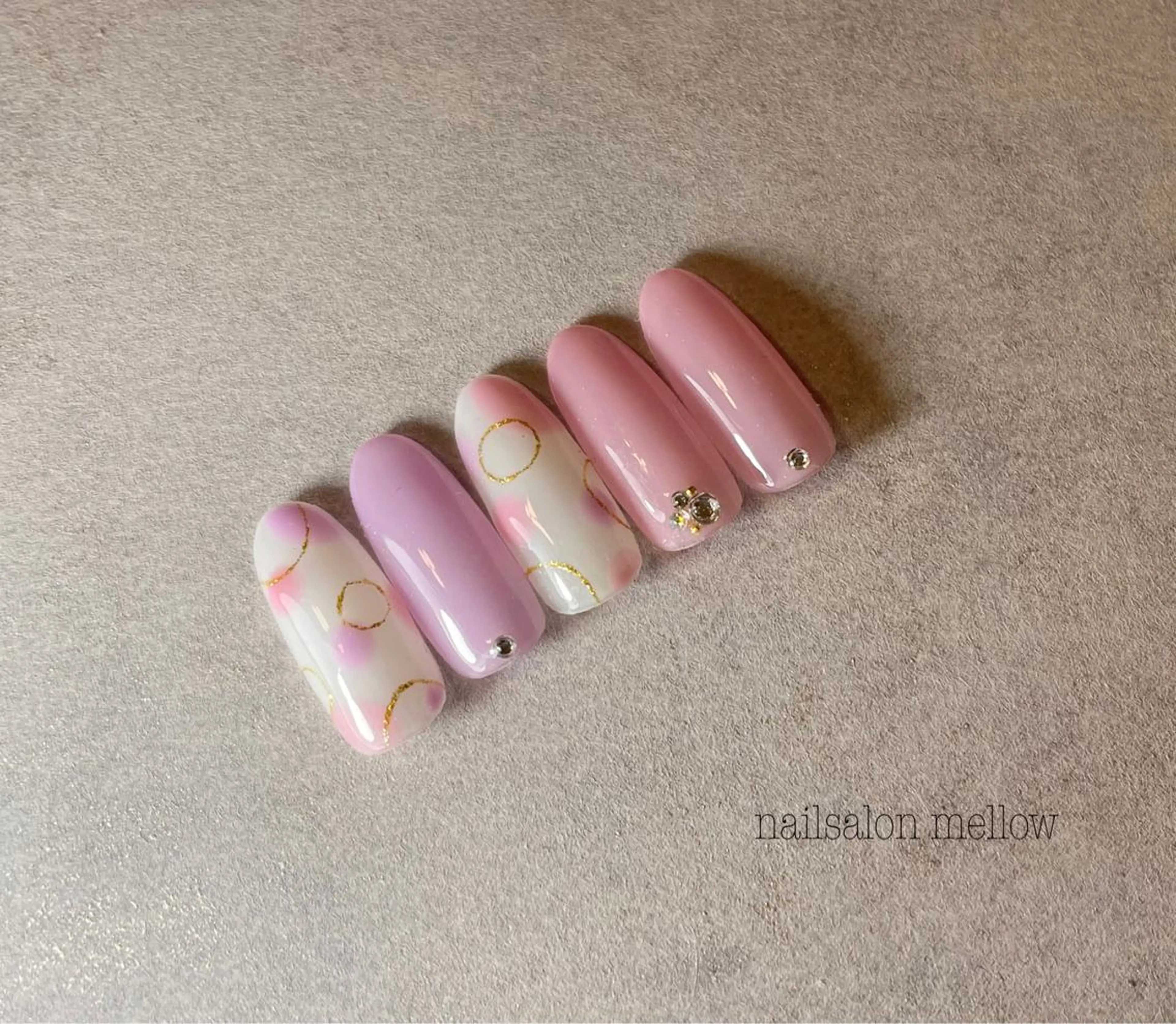 ネイル ドット 大山 浩美のネイルデザイン