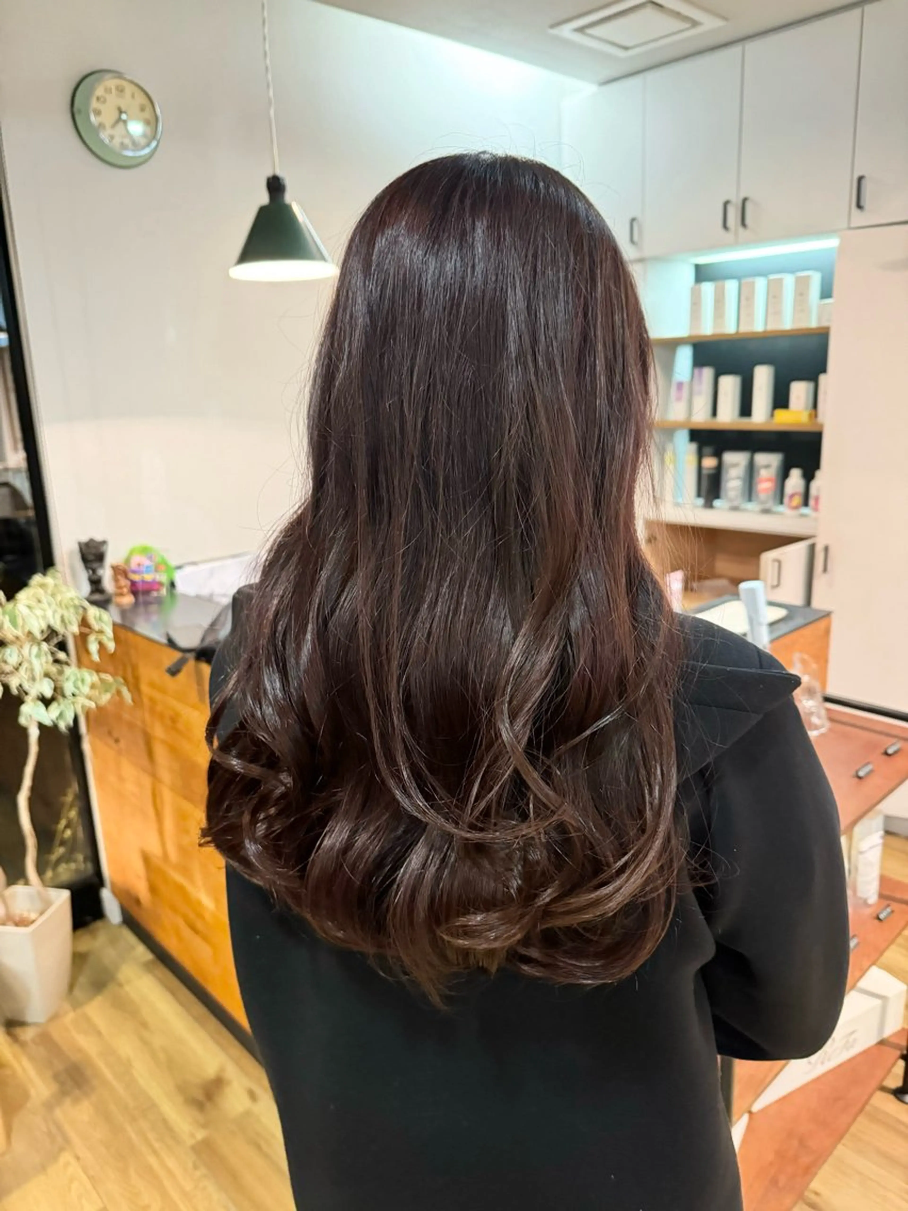 ロング カラー ピンクカラー ヘアカラー トリートメント ツキダテ ユイのヘアスタイル