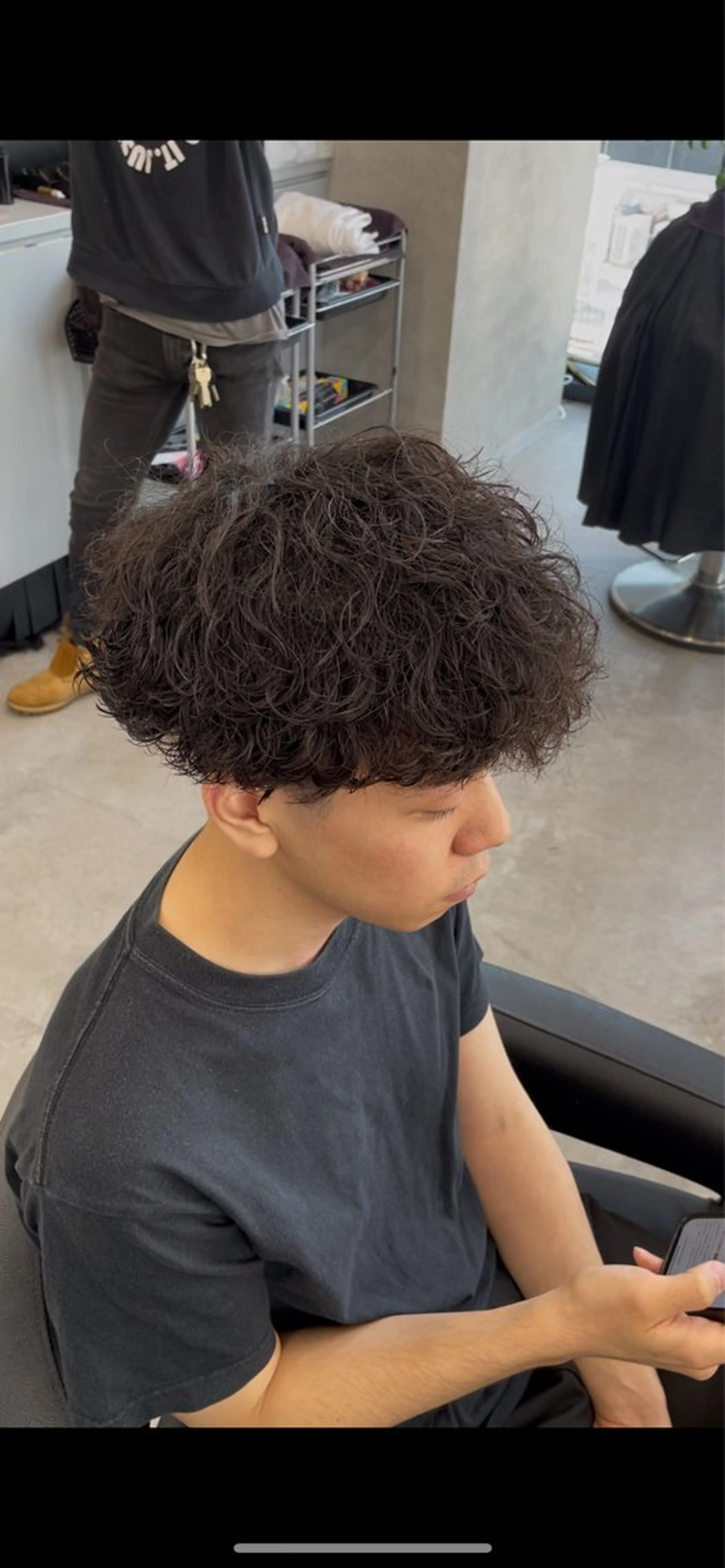 パーマ メンズ センターパート メンズハイライト メンズメッシュ マッシュ メンズパーマ 波巻き/サーフカール 🌊吉野裕稀のヘアスタイル