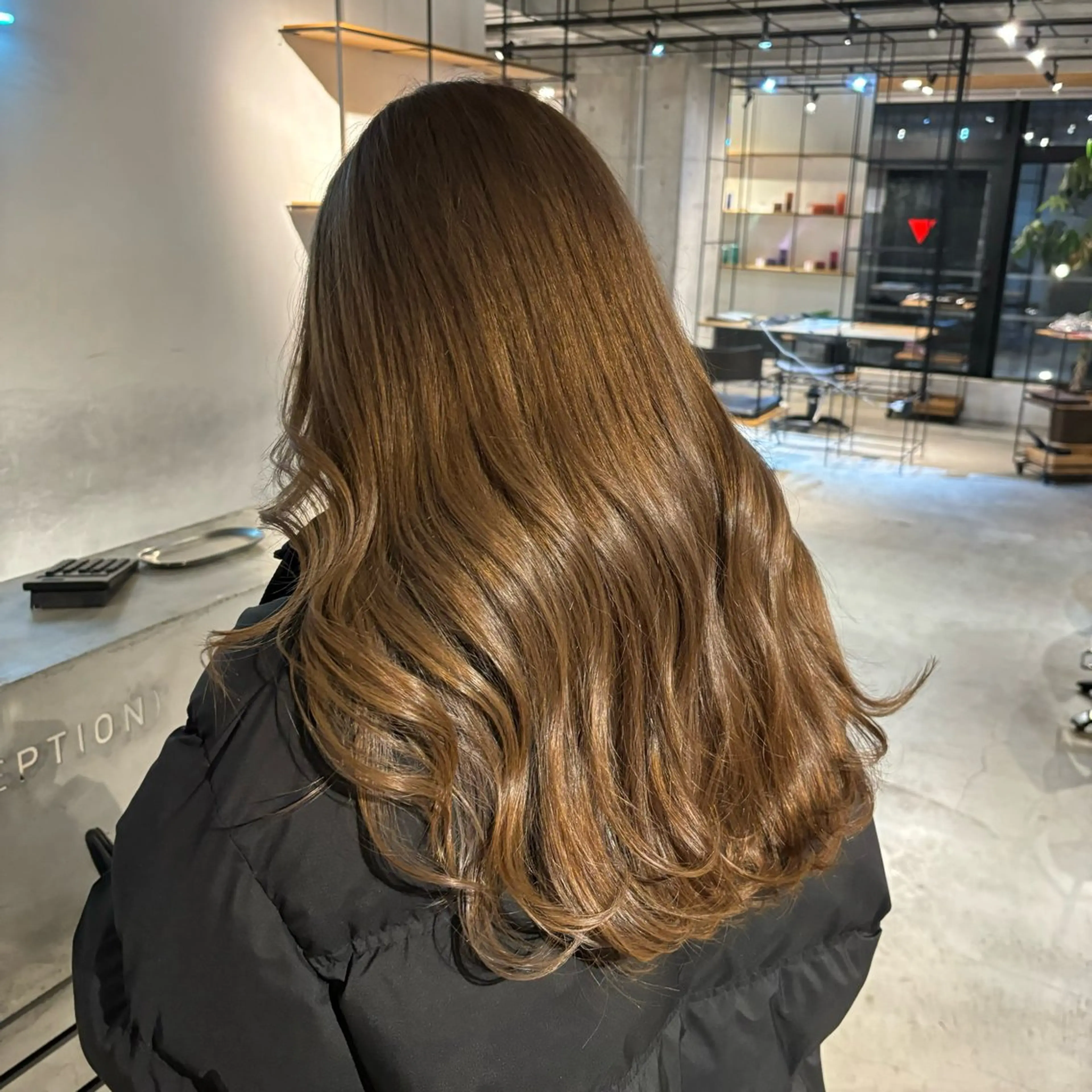 ロング カラー ヘアカラー トリートメント 柔らかベージュ🩰/ 新潟駅/くるみのヘアスタイル