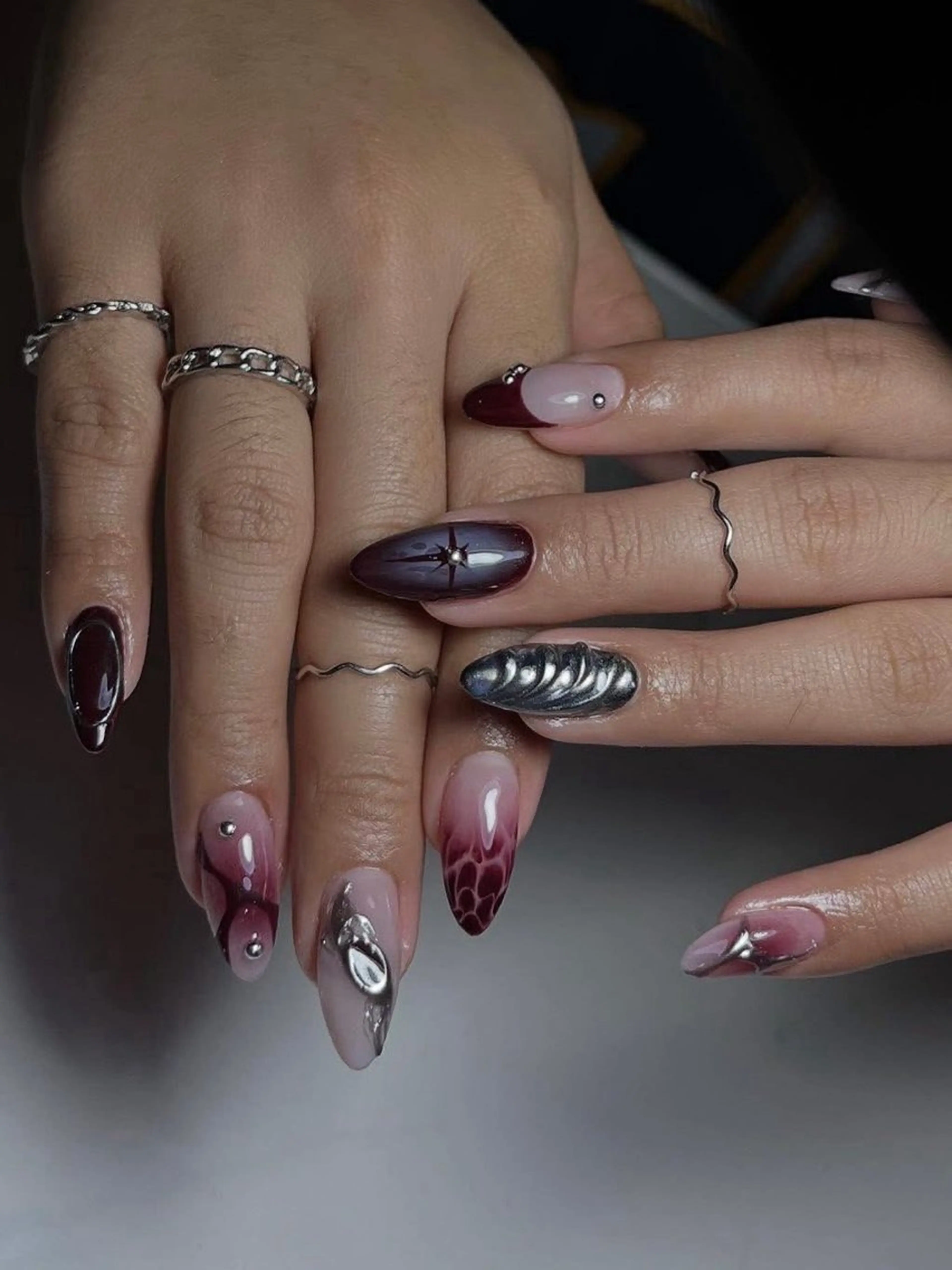 ネイル チークネイル フレンチネイル グラデーション 韓国ネイル マグネットネイル ハンドネイル Kitty1689 Kittyのネイルデザイン