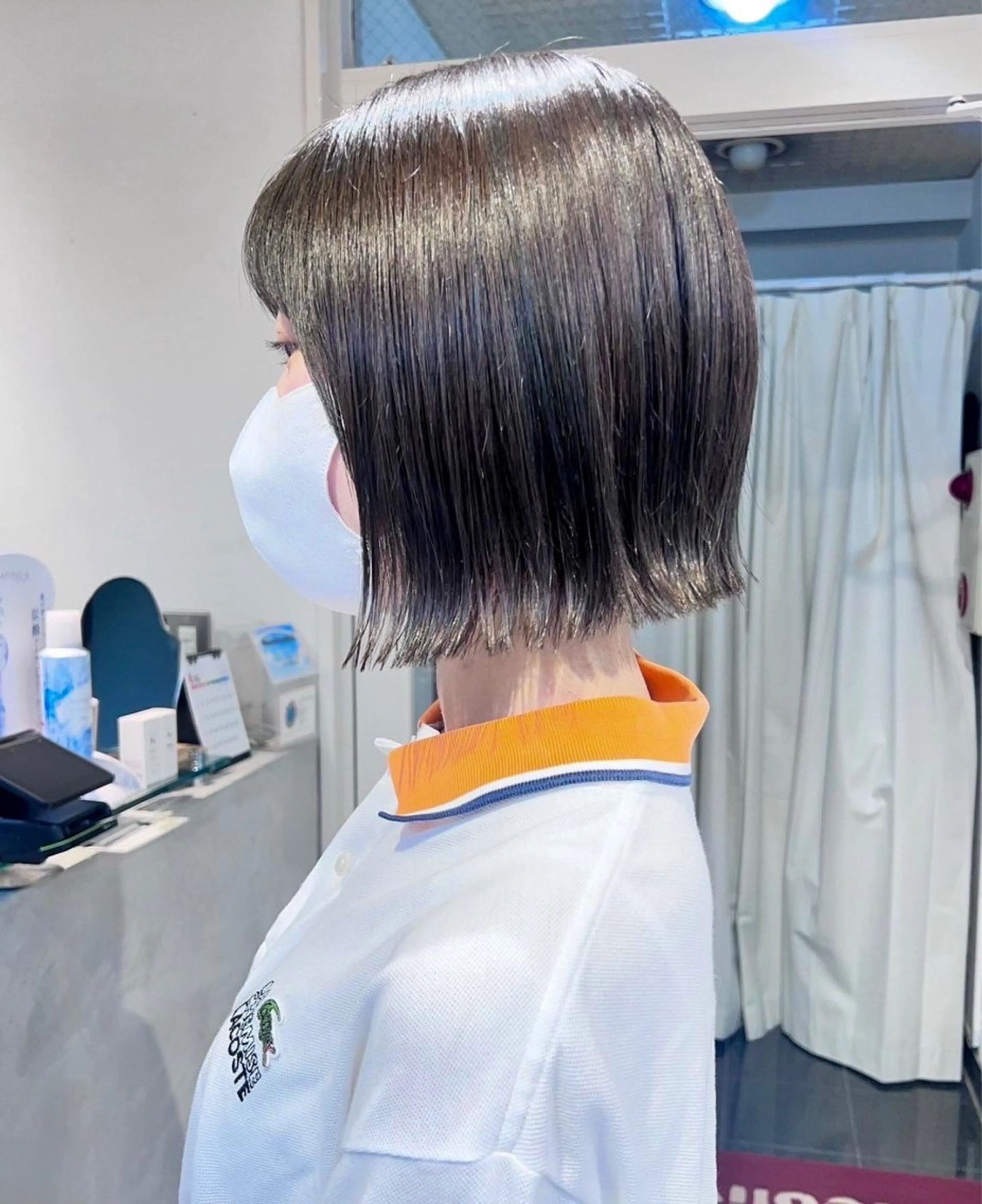 ショート センターパート /ニュアンスパーマのヘアスタイル