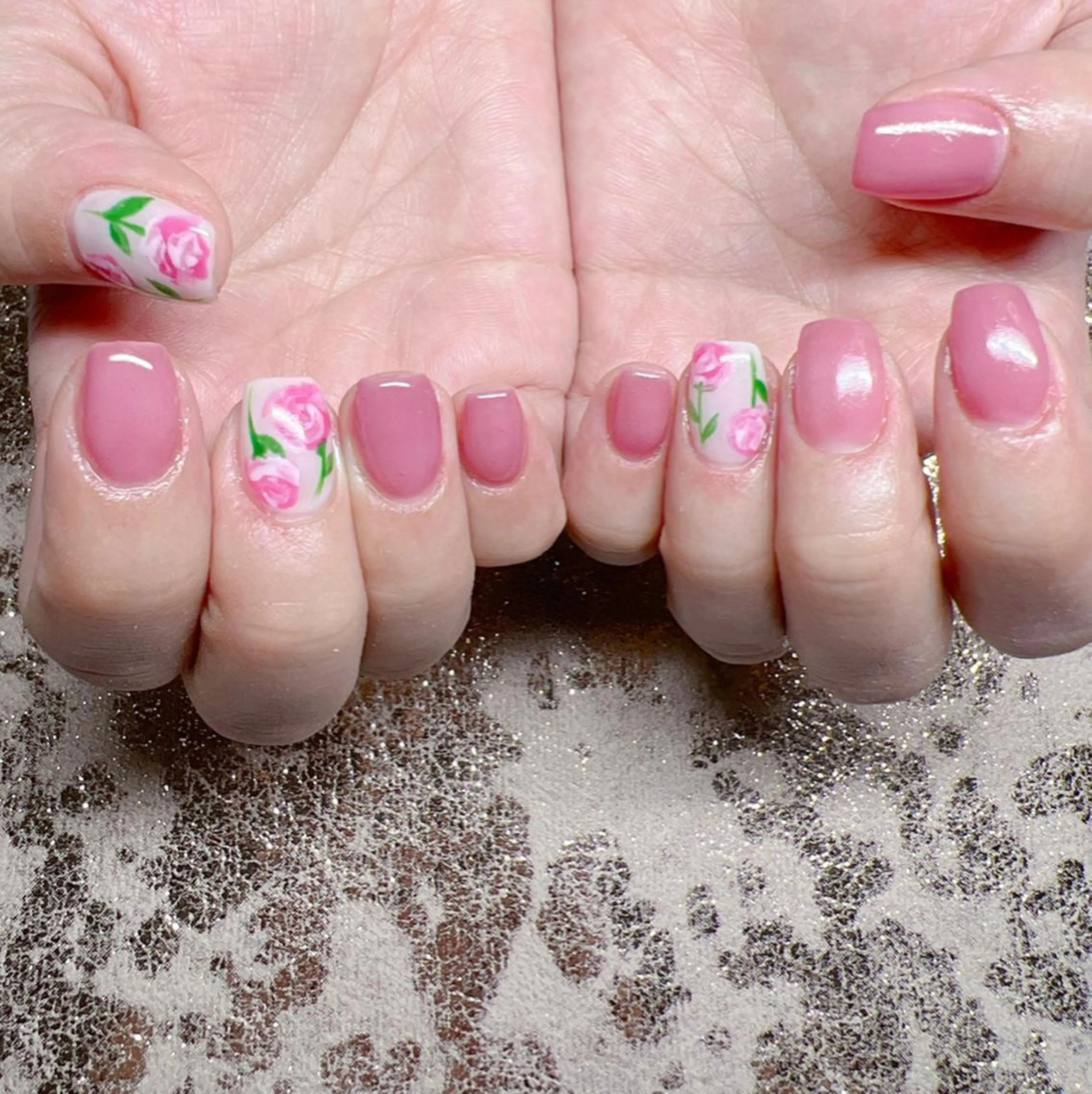 ネイル 個室ネイルサロンDolly Girl〜ドーリーガール〜所属・DollyGirl KYOKOのネイルデザイン