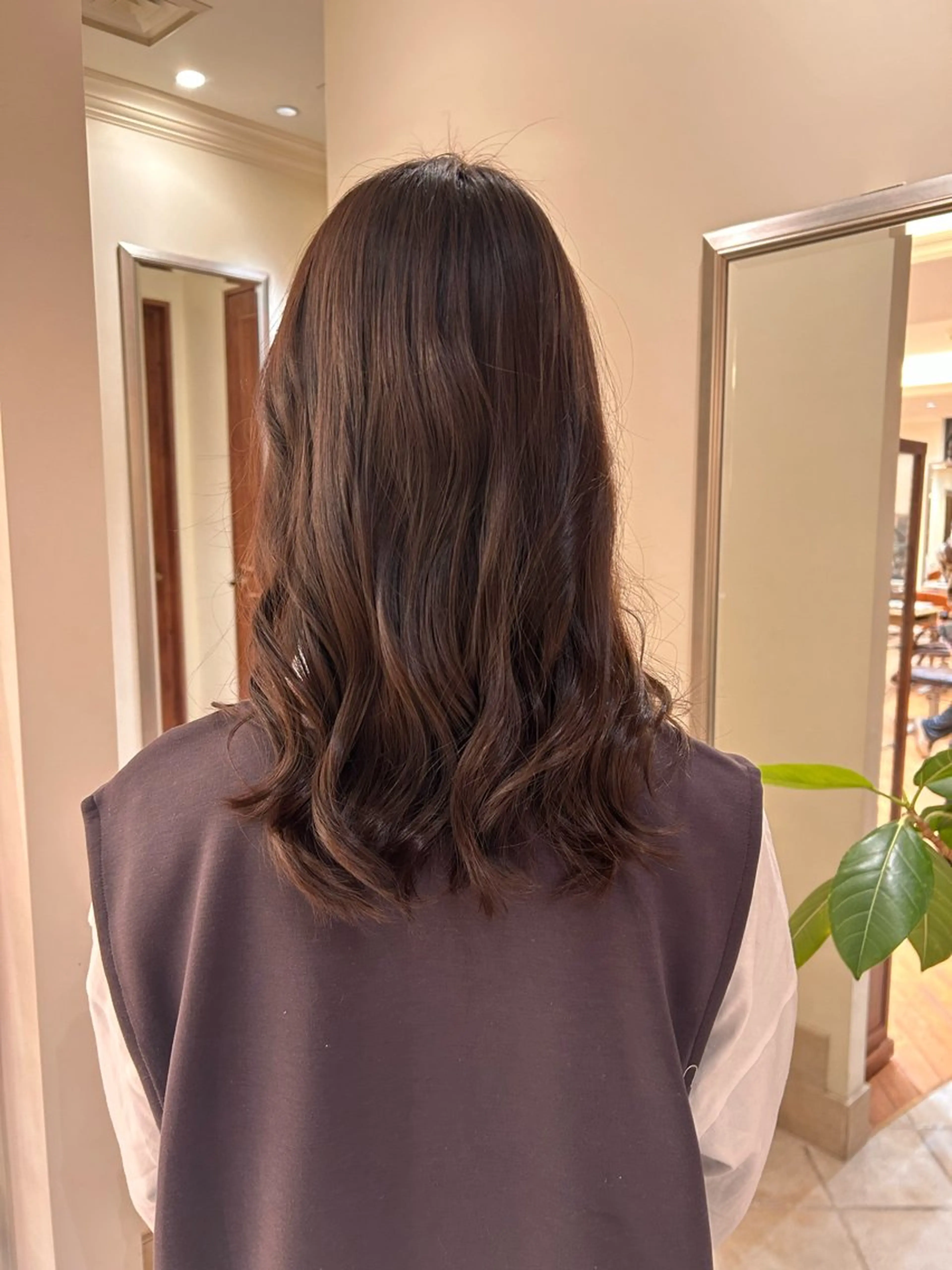 ロング ヘアカラー BEAUTRIUM265所属・平野 枝莉のヘアスタイル