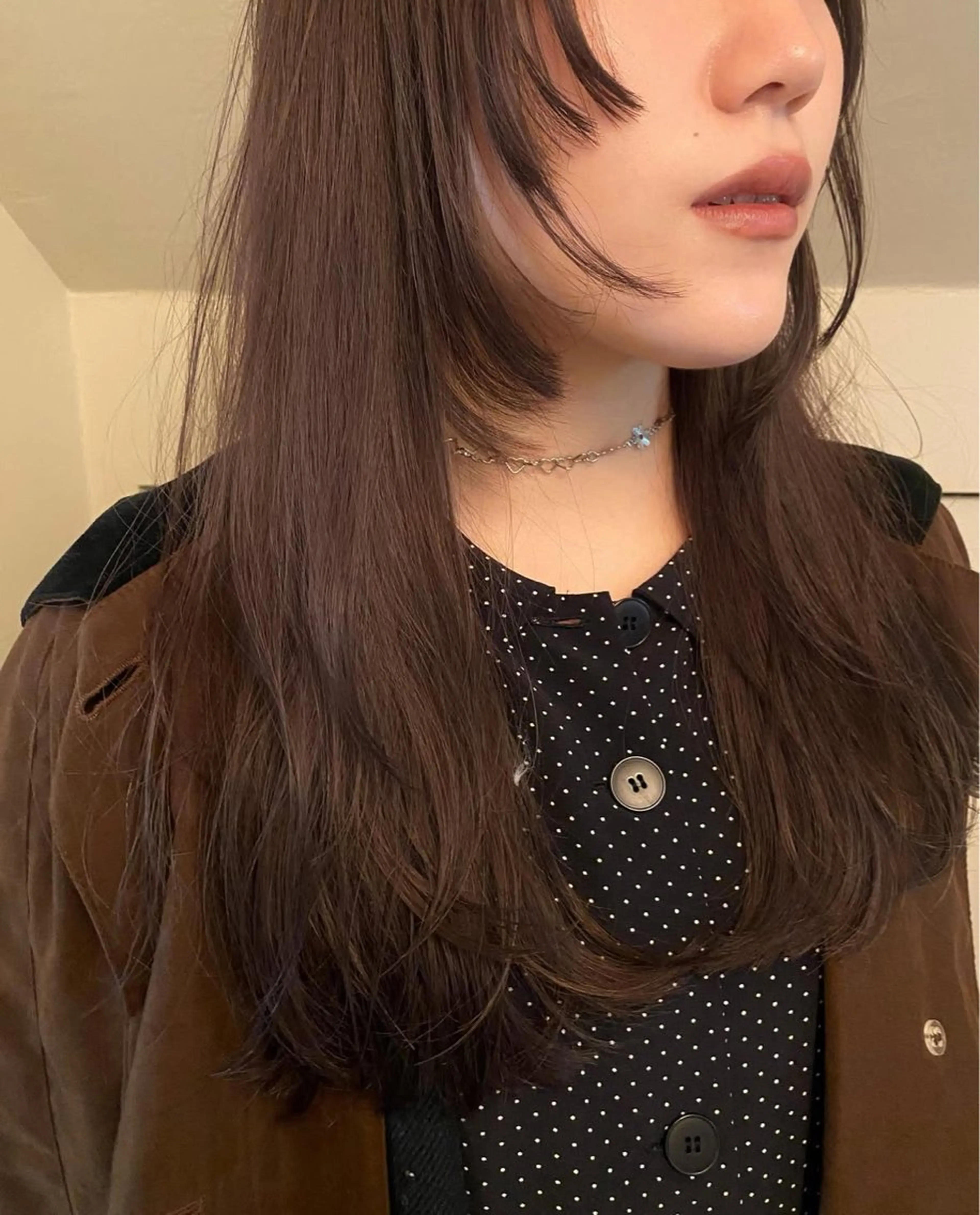 ロング カラー グレージュ 顔周りカット カット ヘアカラー トリートメント 森田遥奈/透明感カラ ー/似合わせカットのヘアスタイル