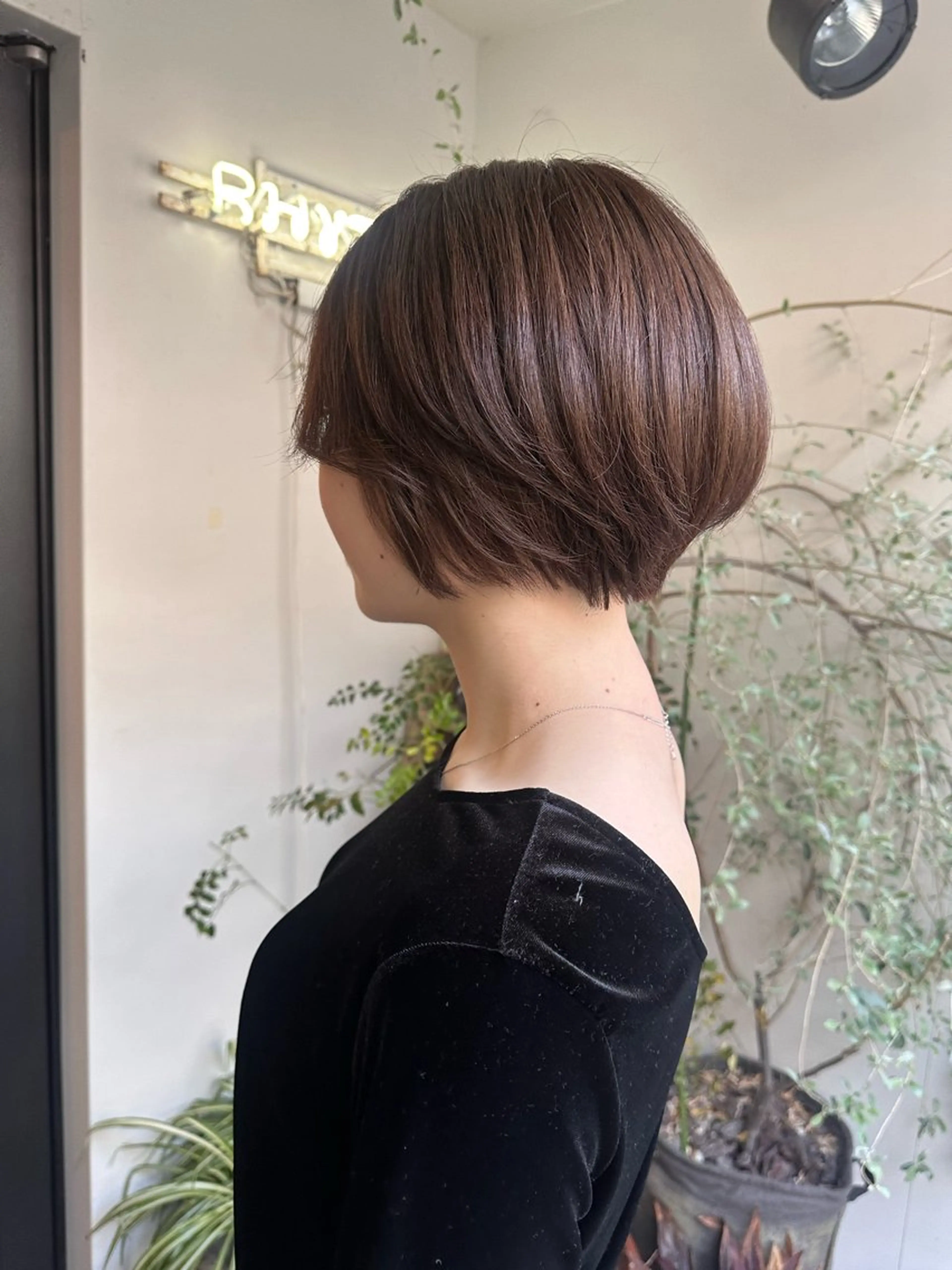 ショート カラー ショートボブ バレイヤージュ 透明感カラー ハイライトカラー インナーカラー ✂︎岡根 京花✂︎のヘアスタイル