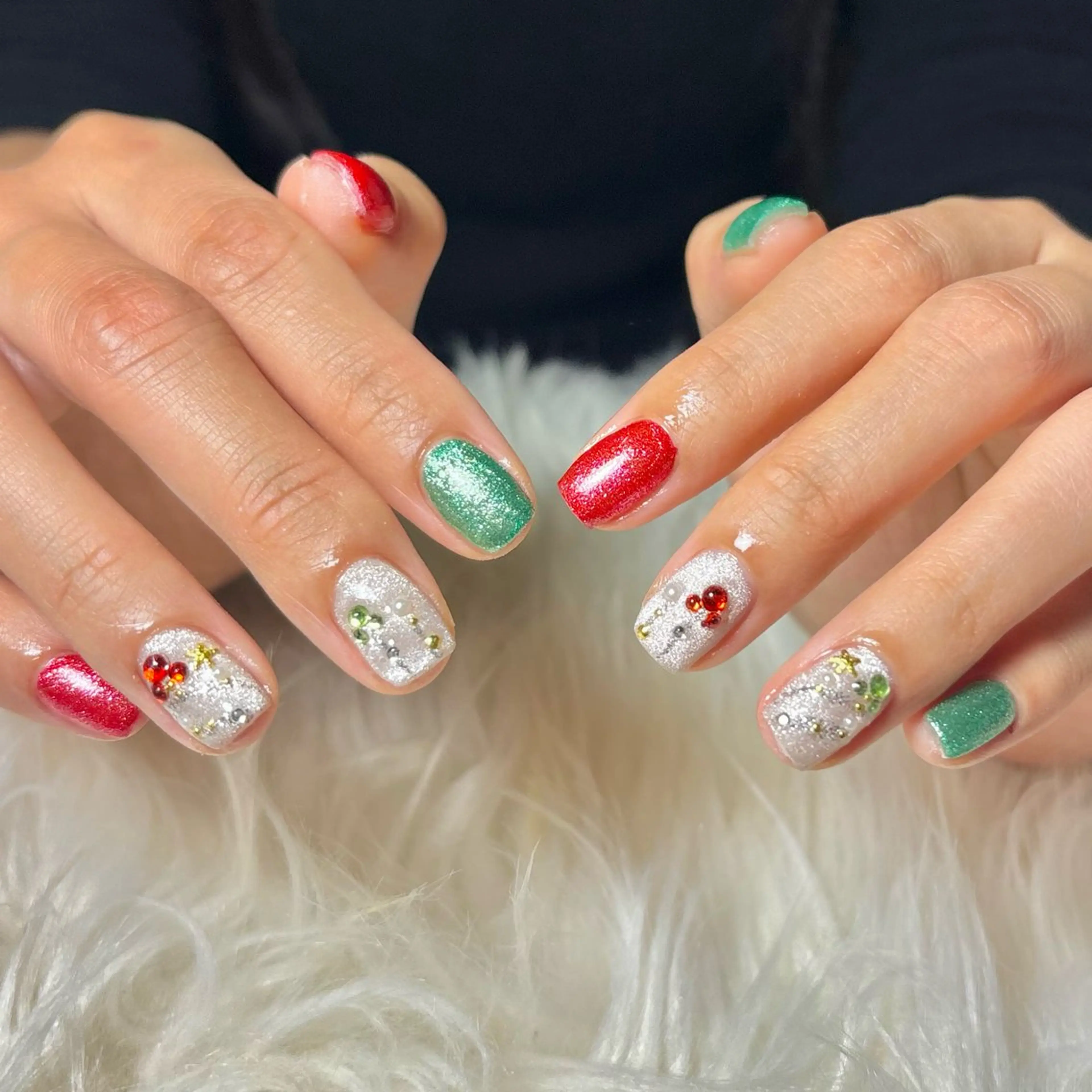 ネイル ハンドネイル ハンドケア hohomi .のネイルデザイン