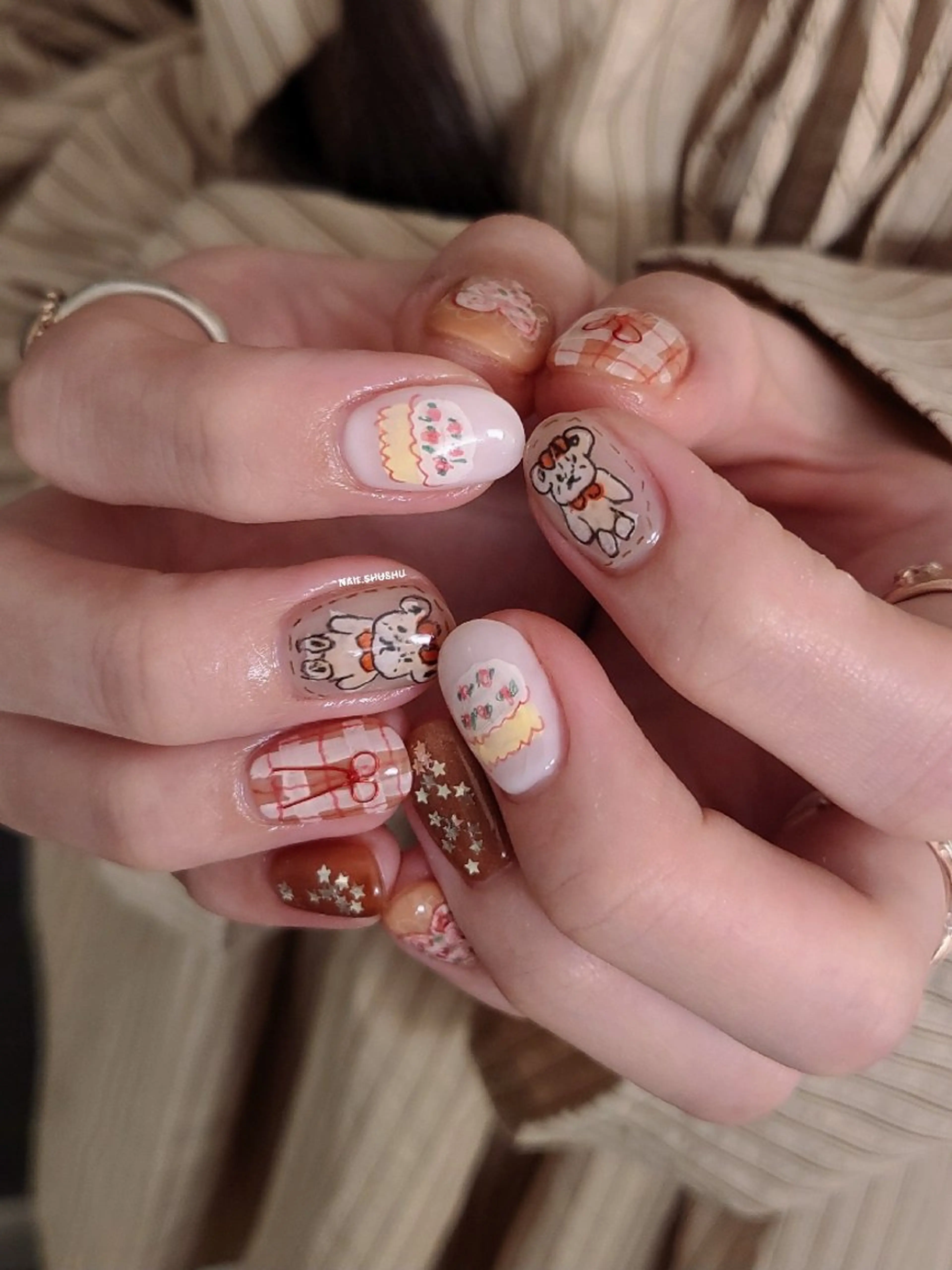 ネイル ハンドネイル 3dパーツ/流行り 👧shushu❤️のネイルデザイン