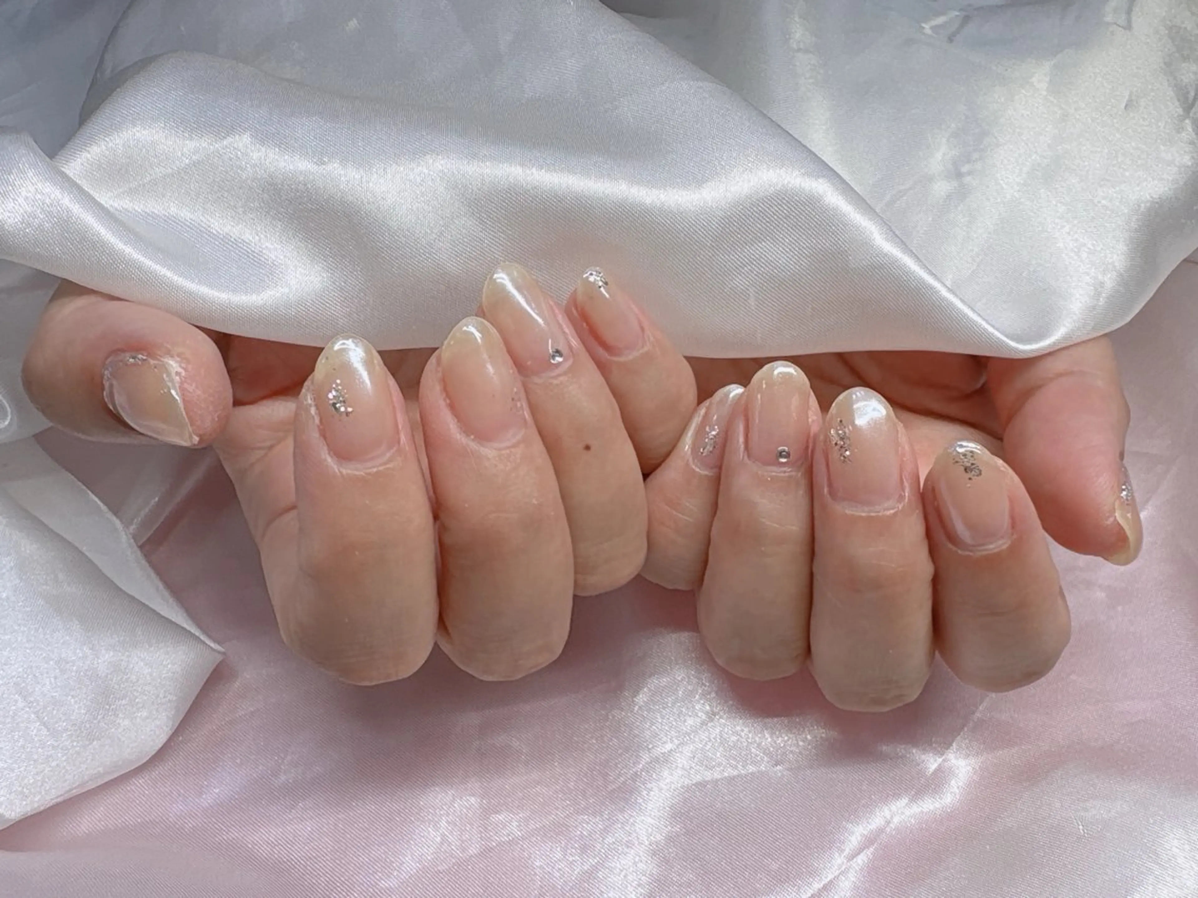 ネイル ハンドネイル SINCERELY シンシアリー🌈のネイルデザイン