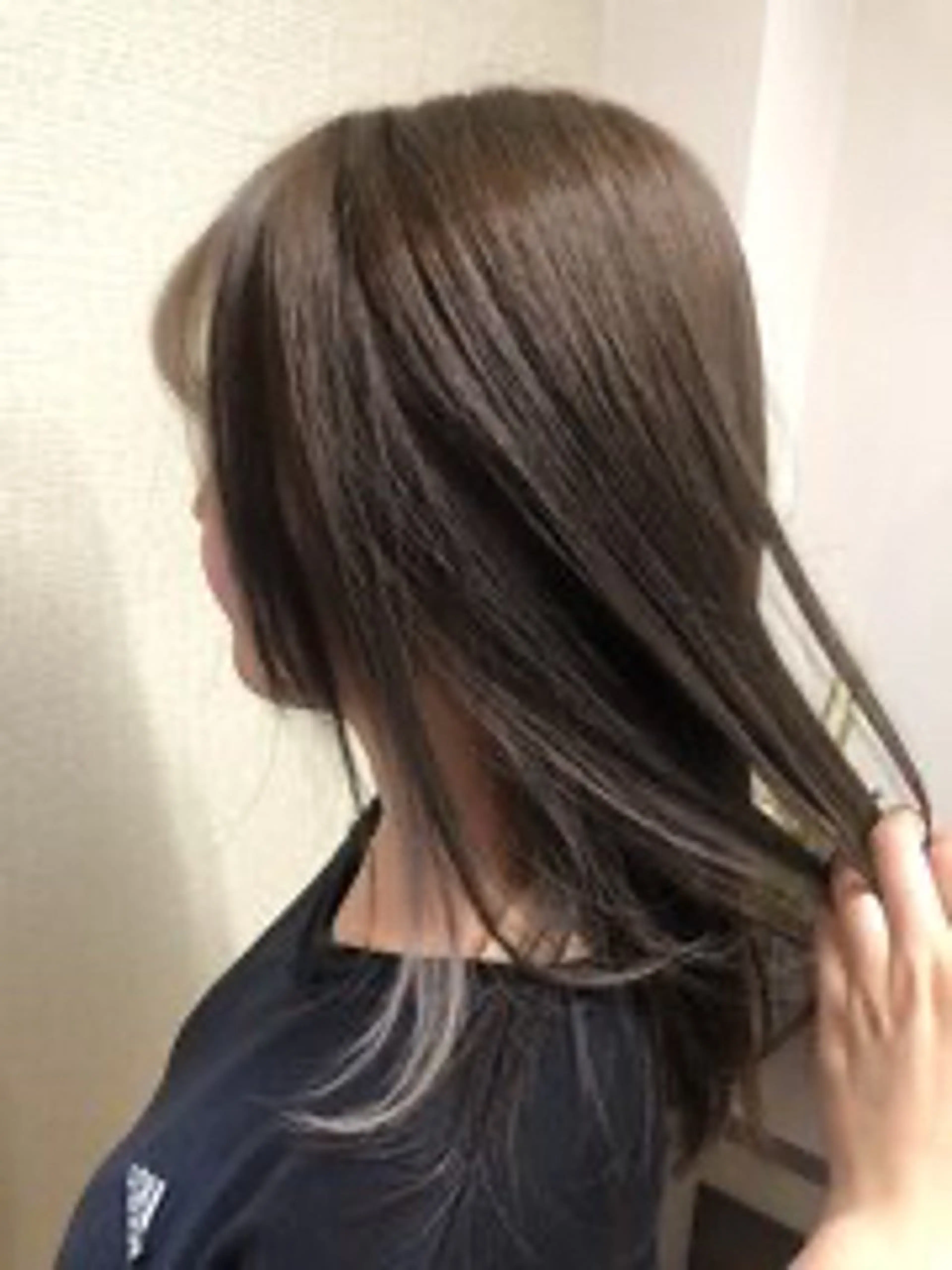 カラー 西原 愛紗のヘアスタイル