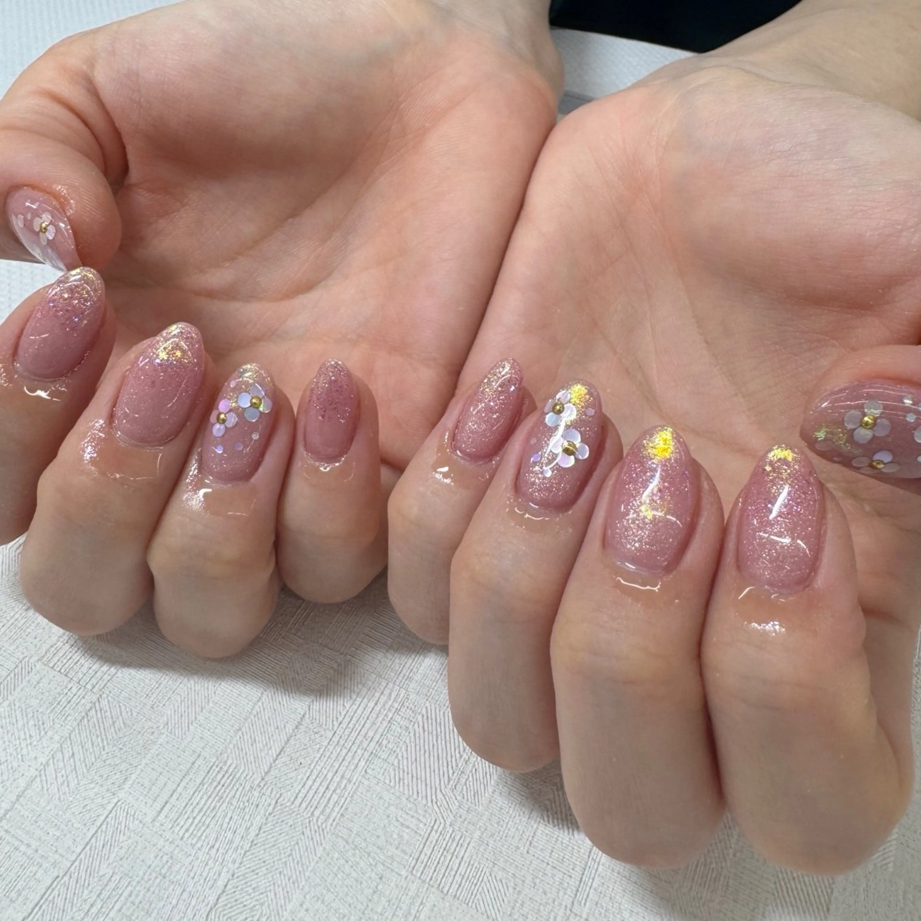 ネイル アートネイル フレンチネイル ハンドネイル 【MAXKELLY】 Shiotaのネイルデザイン