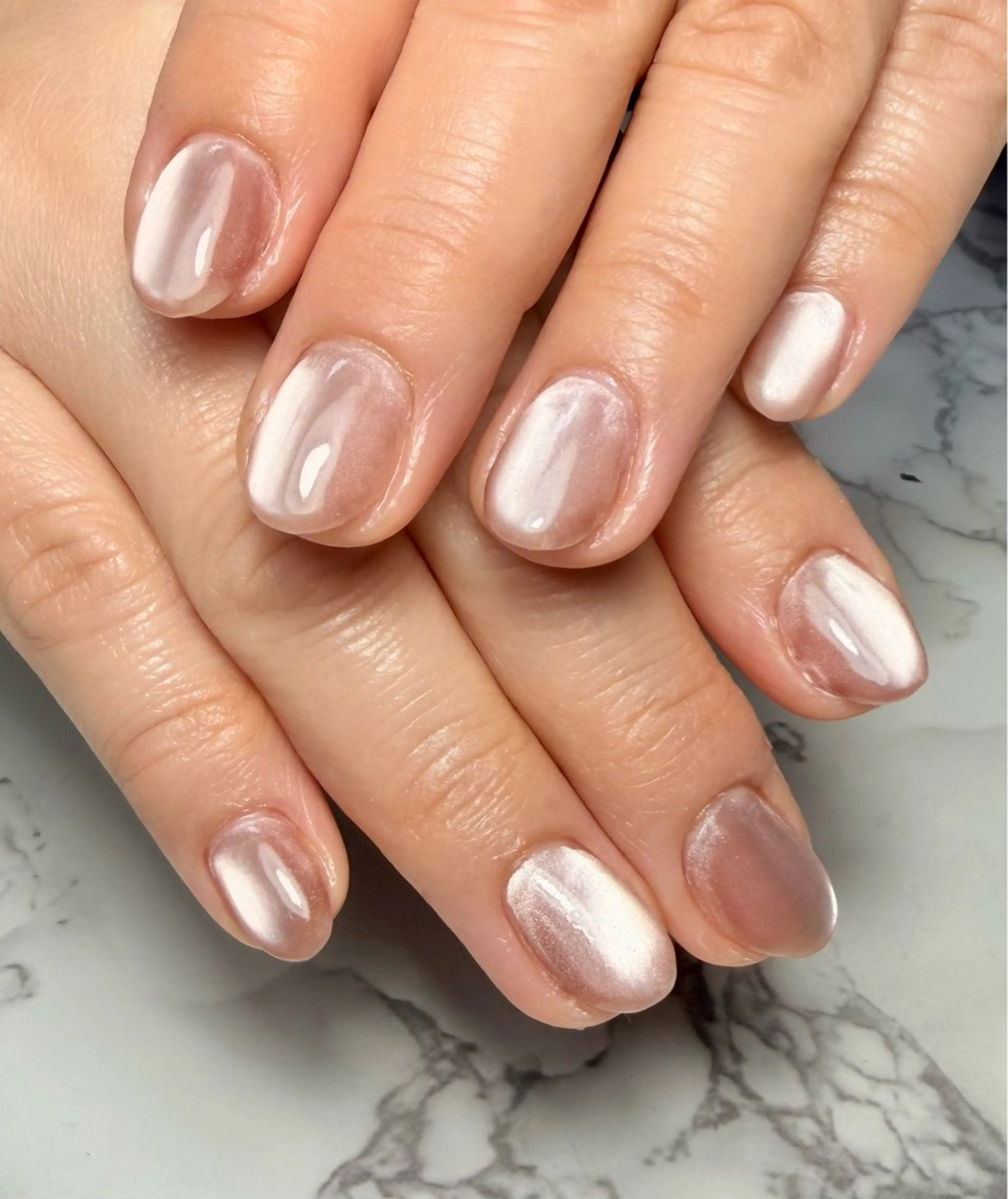 ネイル アニマル柄 アートネイル チークネイル フラッシュネイル フラッシュマグ M.N_ nailのネイルデザイン