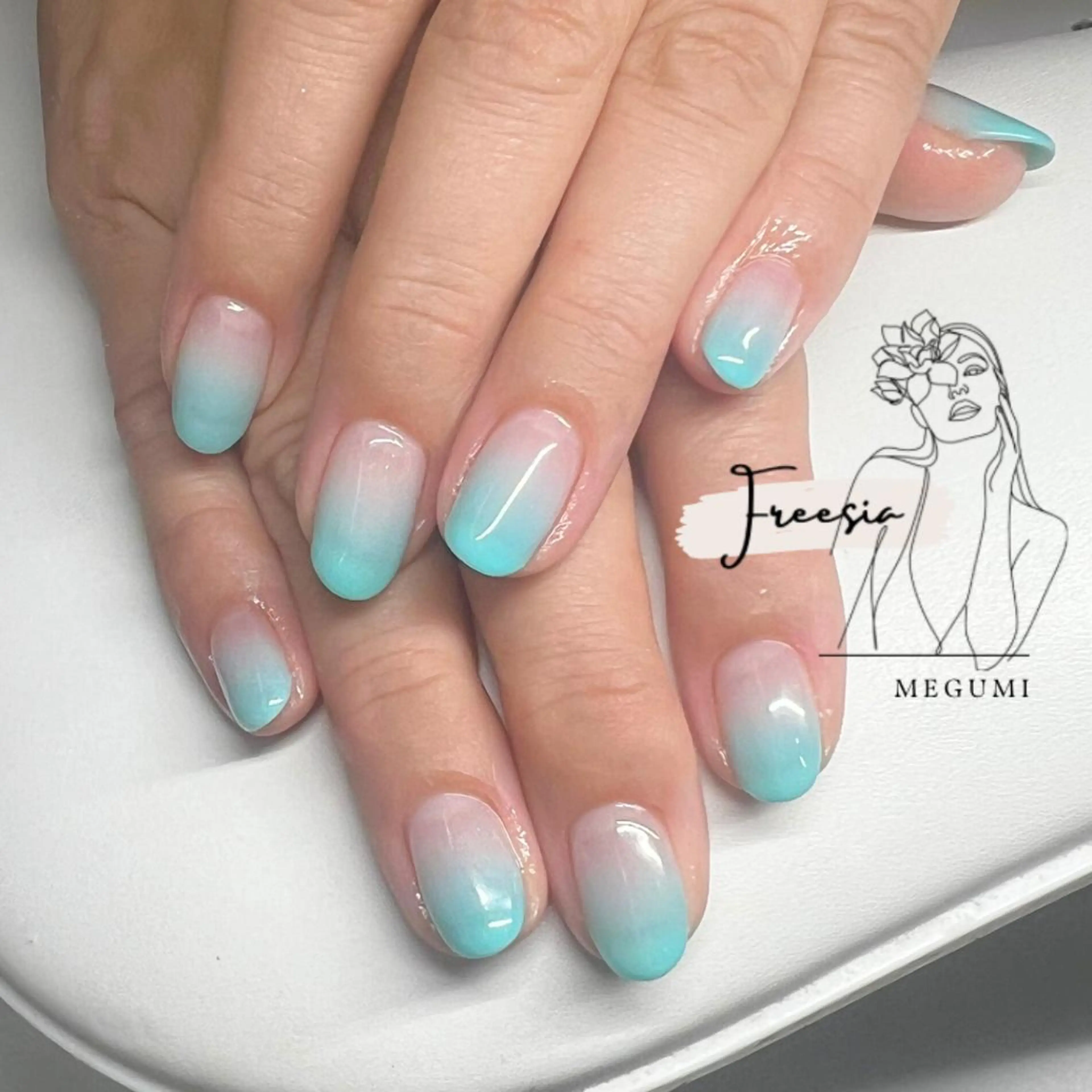 ネイル 夏ネイル ハンドネイル ハンドケア 当日予約も歓迎⭕️ Megumiのネイルデザイン